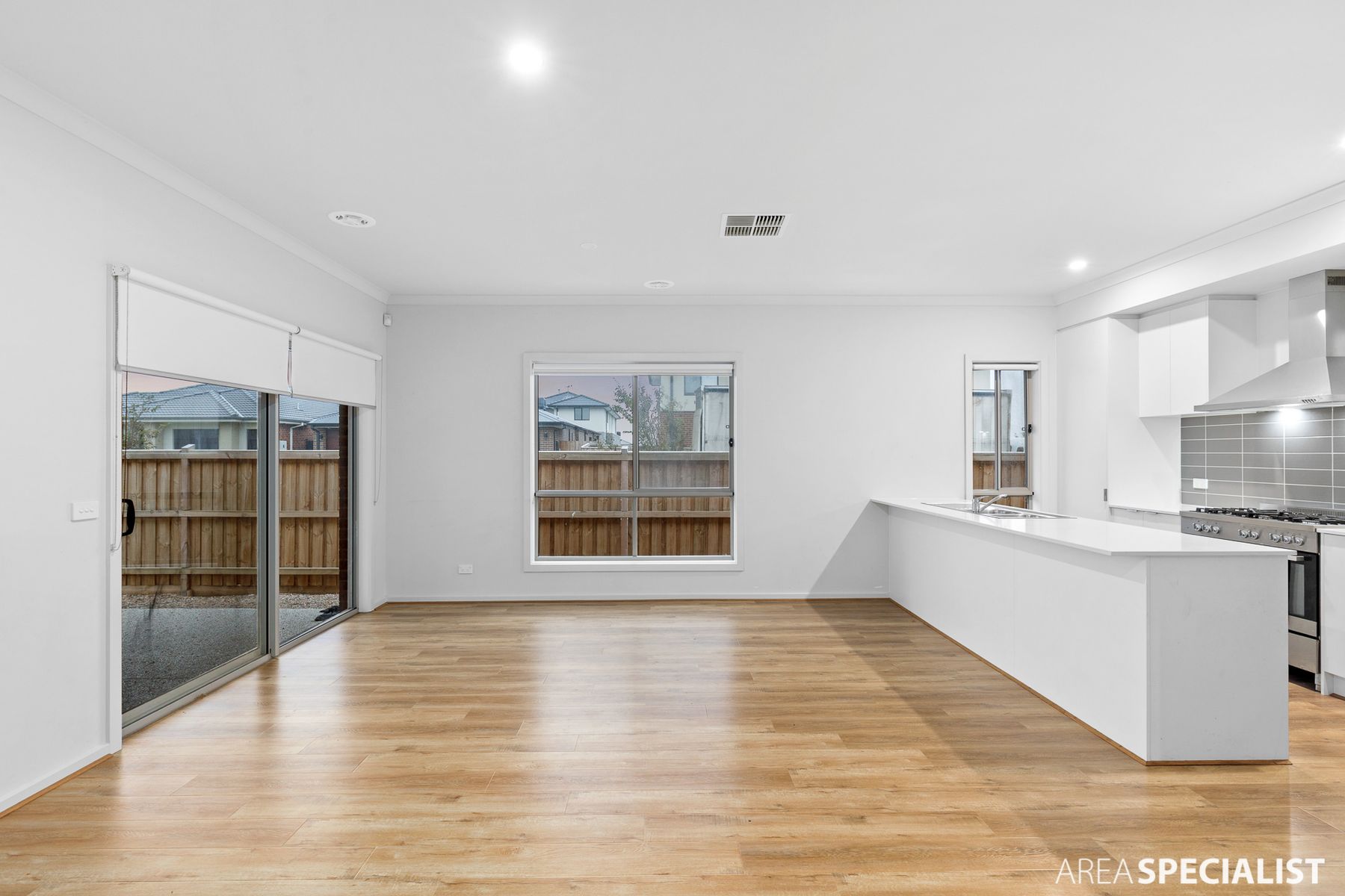 9 Plenitude Road, Tarneit, VIC 3029, Tarneit - Thumbnail 7