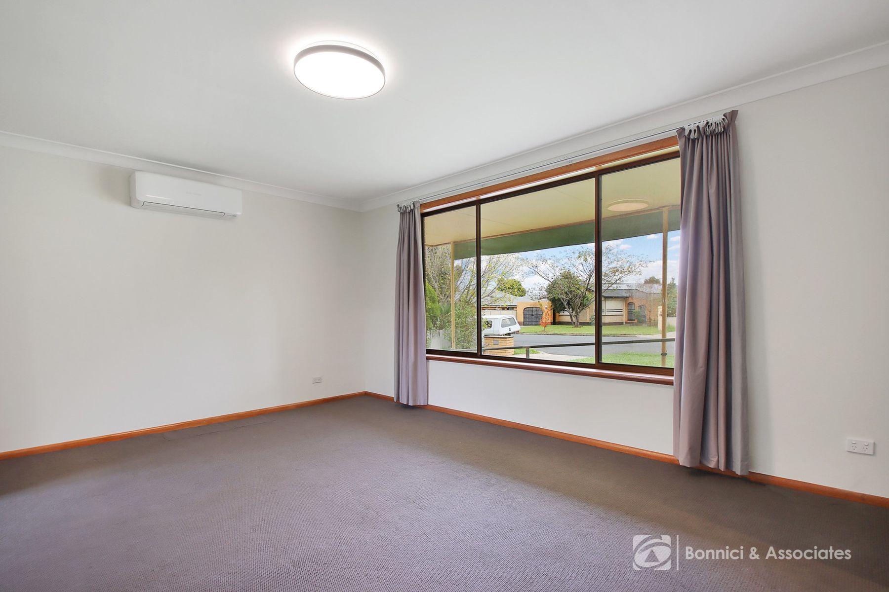 484 McKenzie Street, Lavington NSW 2641, Lavington - Thumbnail 4