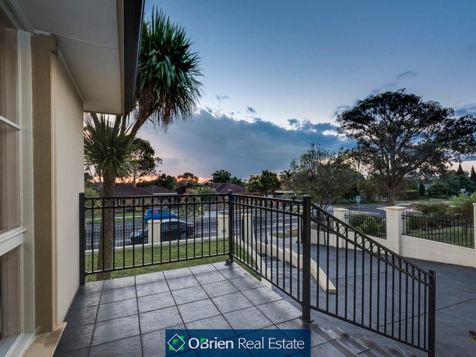 99 James Cook Drive, Endeavour Hills, VIC 3802, Endeavour Hills - Thumbnail 3