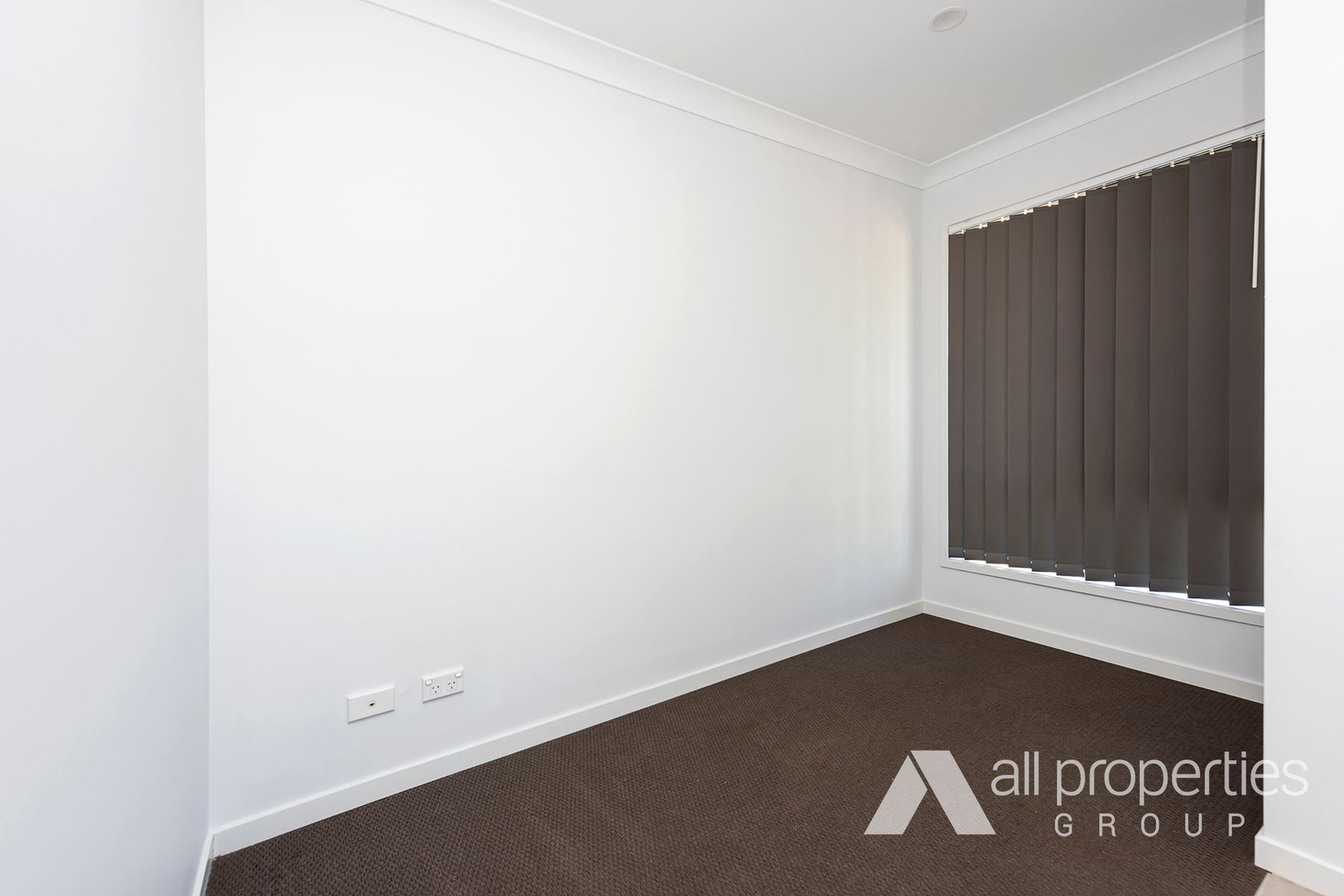8 Tanzanite Avenue, Logan Reserve QLD 4133, Logan Reserve - Thumbnail 4