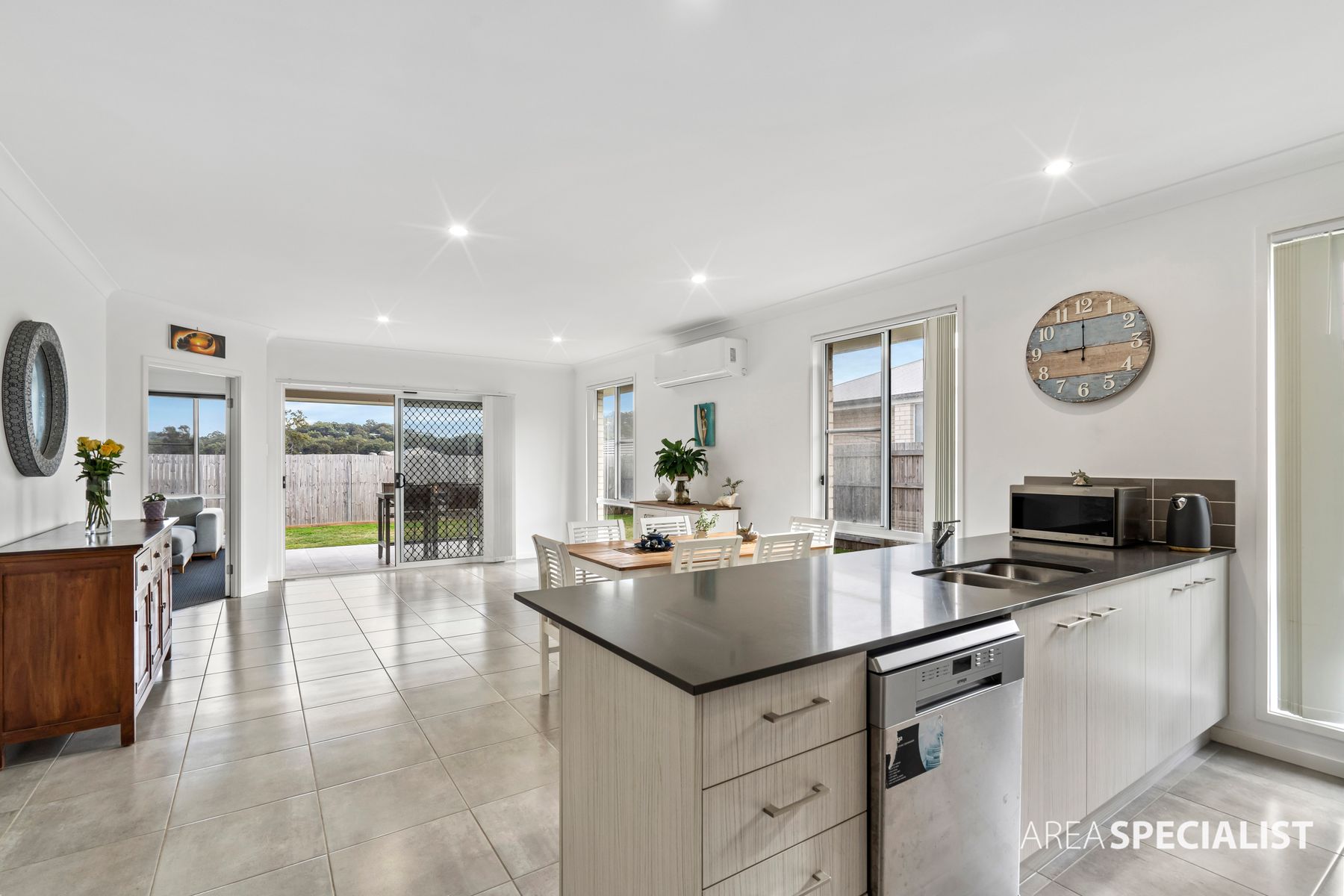 97 Fountain Street, Pimpama, QLD 4209, Pimpama - Thumbnail 2