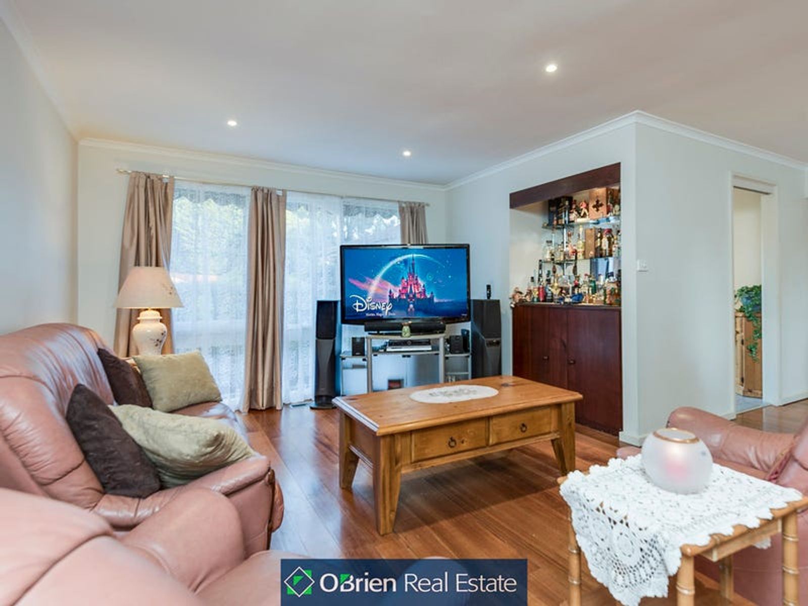 6 Knight Court, Endeavour Hills, VIC 3802, Endeavour Hills - Thumbnail 3