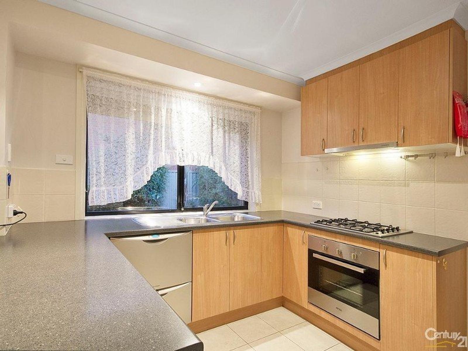 1 Pellenor Lane, Cranbourne East - Thumbnail 6