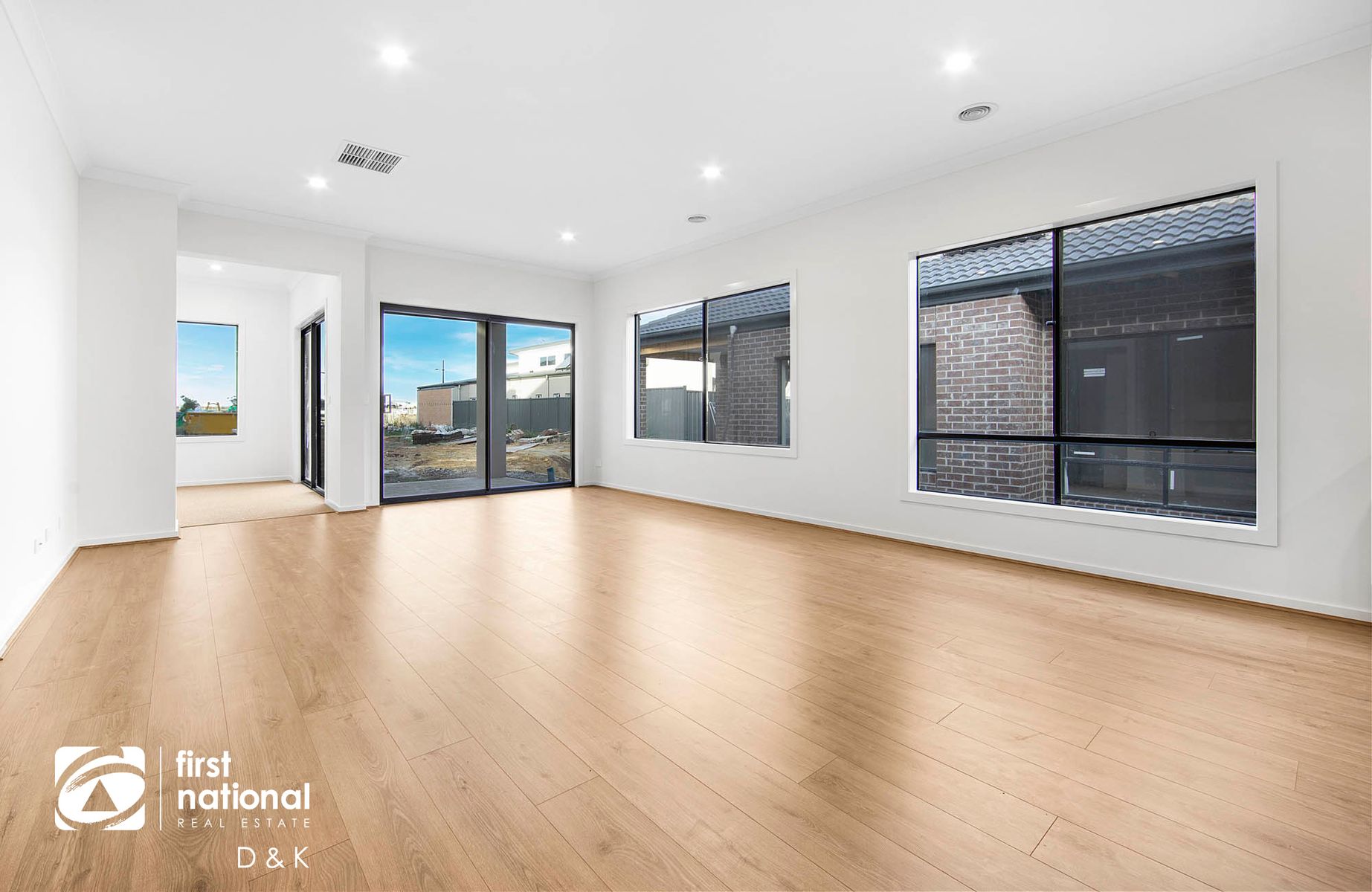 8 Burbridge Street, Truganina VIC 3029, Truganina - Thumbnail 4
