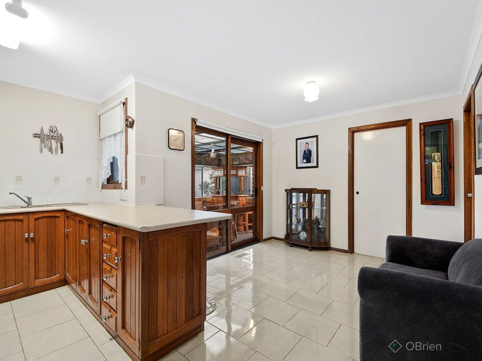 5 McKillop Place, Endeavour Hills, VIC 3802, Endeavour Hills - Thumbnail 3