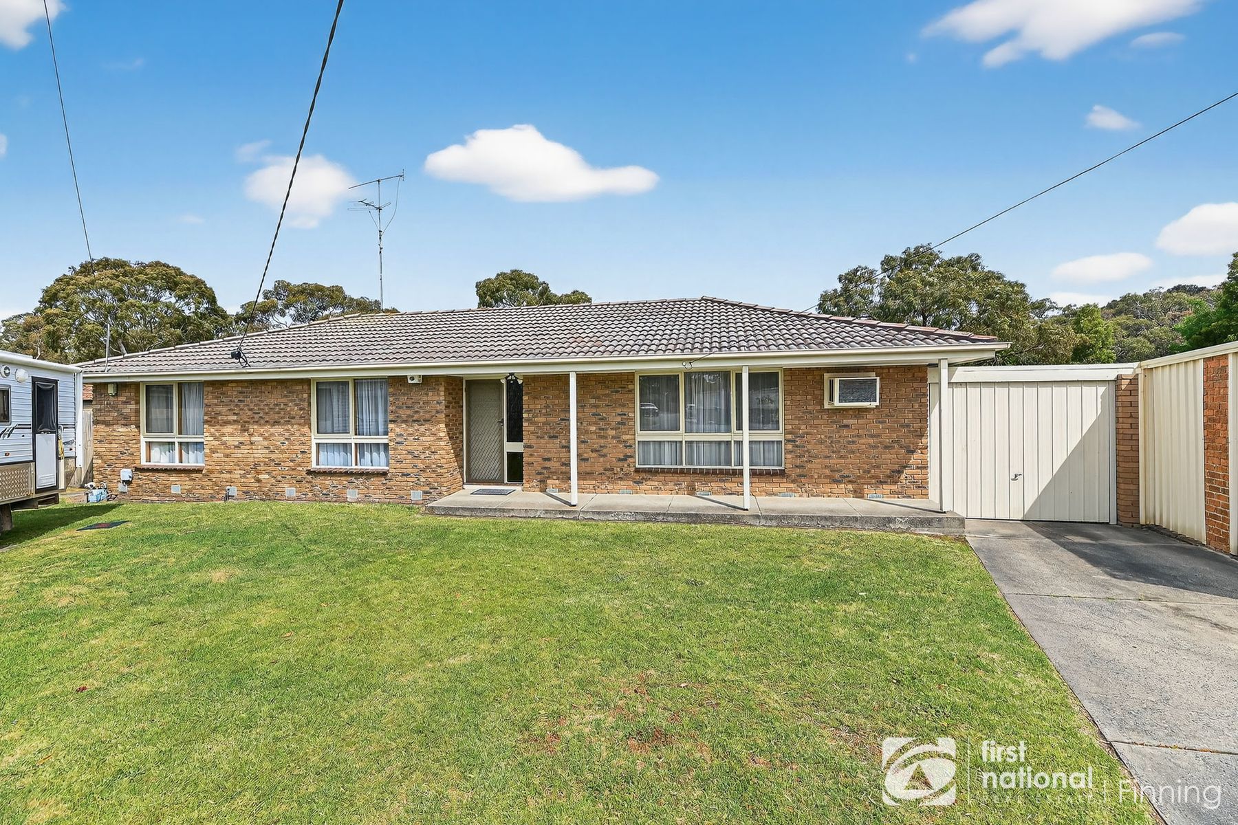 8 Dalray Court, Cranbourne VIC 3977, Cranbourne - Thumbnail 2