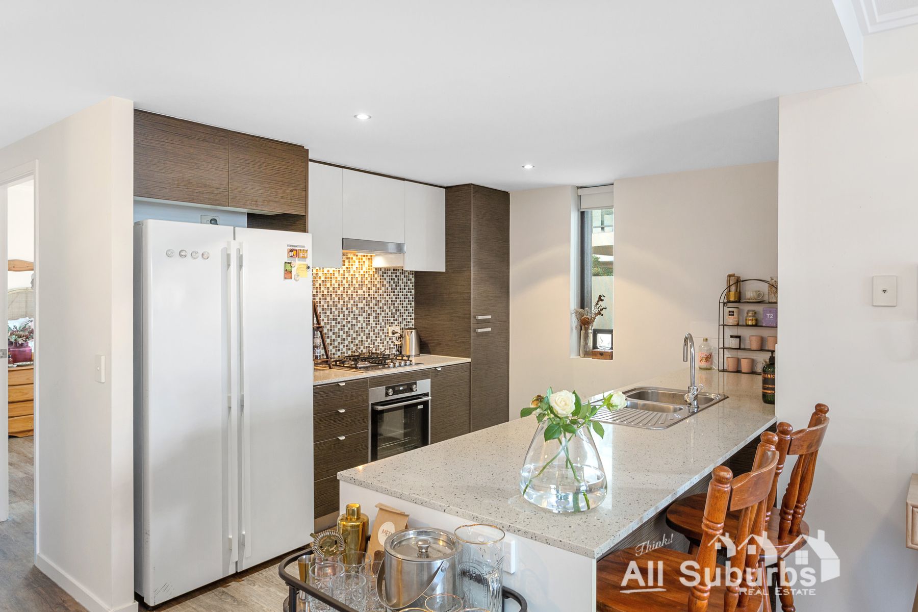 1/154 Musgrave Avenue, Southport QLD 4215, Southport - Thumbnail 2