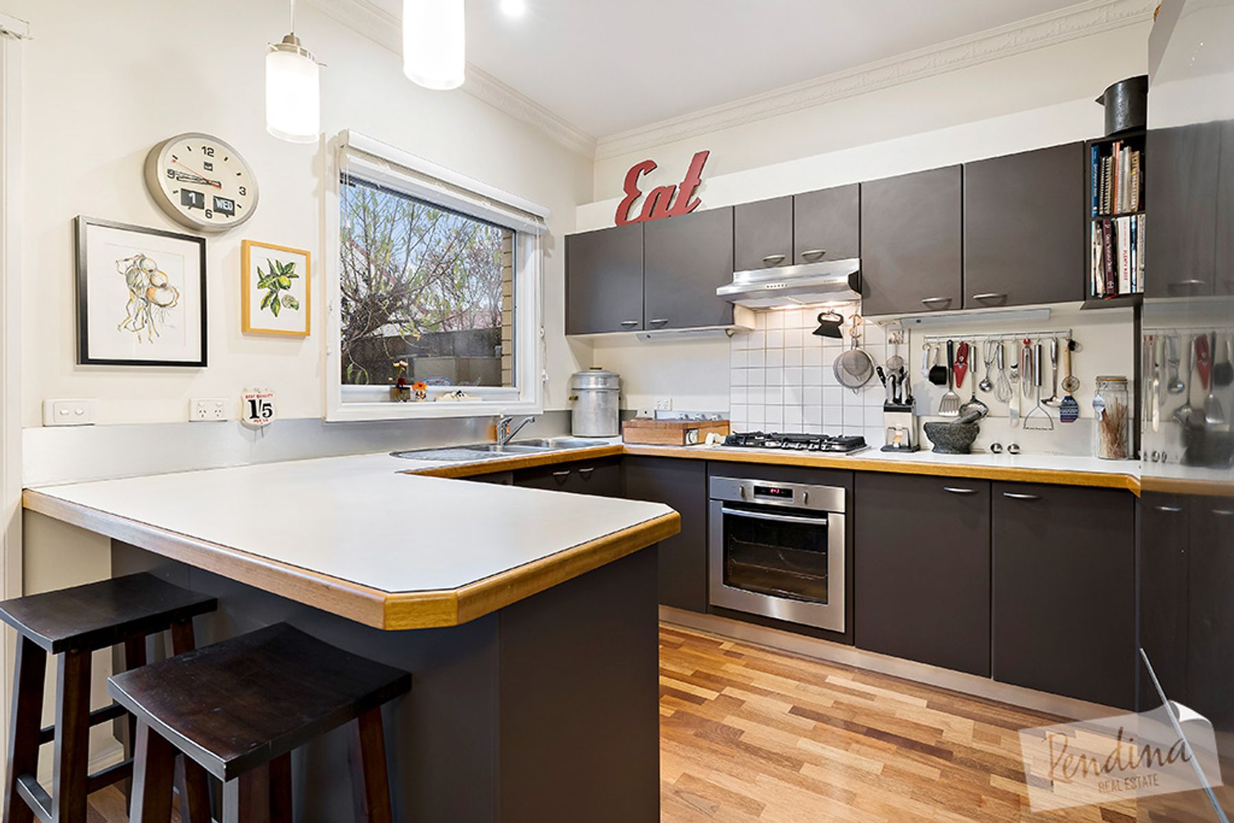 5 Vincent Place, Kensington - Thumbnail 4