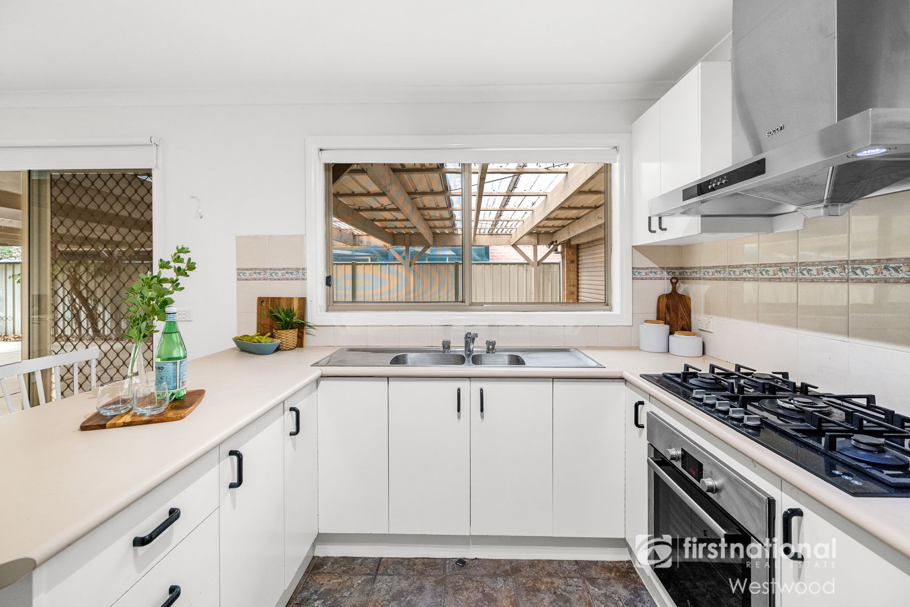 17 Kasem Drive, Werribee VIC 3030, Werribee - Thumbnail 3