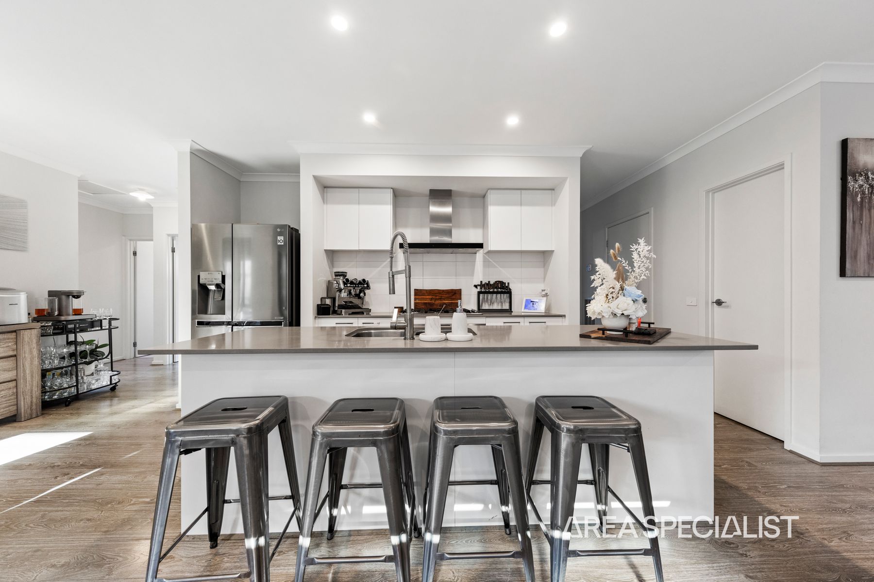 35 Garrard Crescent, Clyde, VIC 3978, Clyde - Thumbnail 3