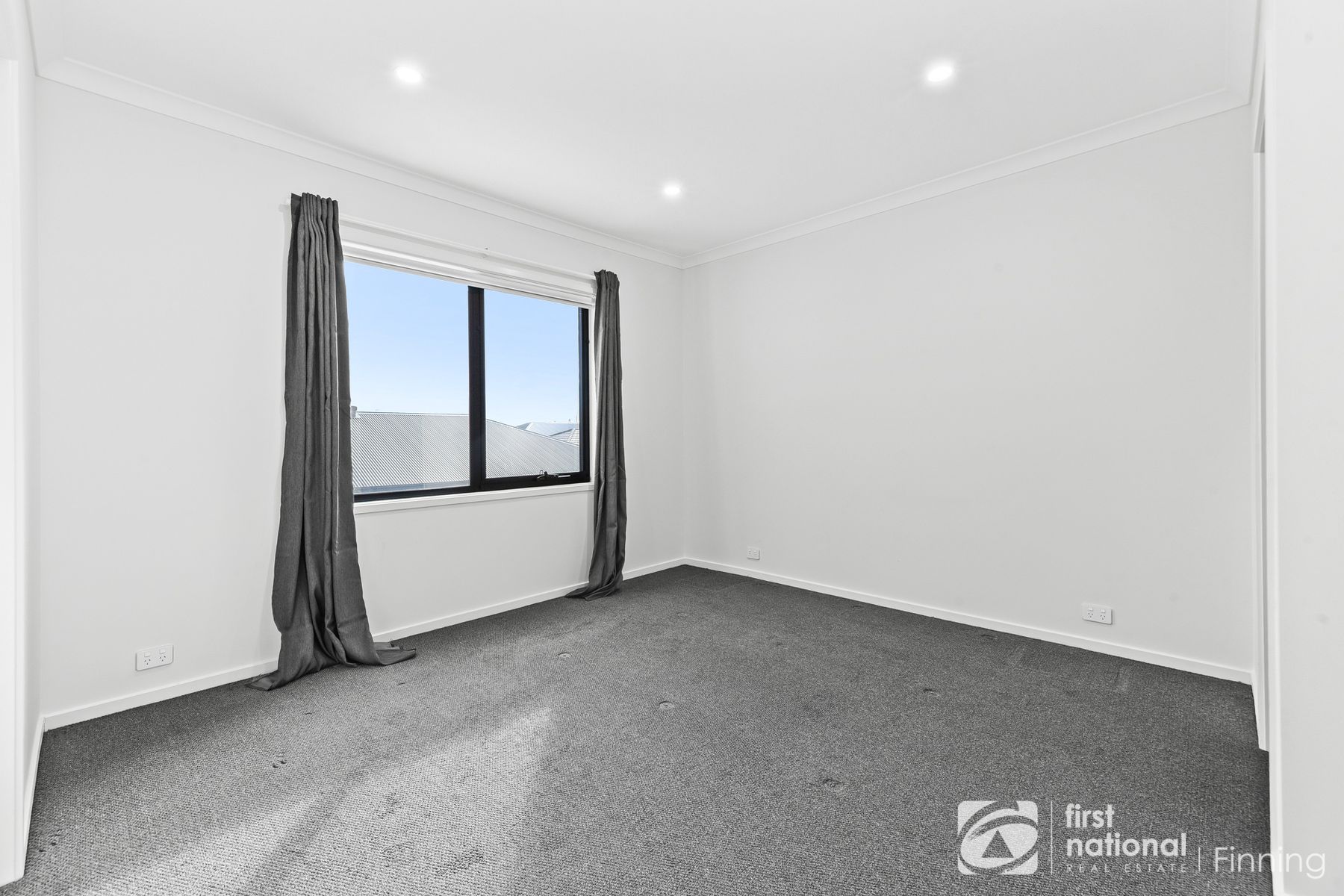 15 Hibiya Way, Clyde North VIC 3978, Clyde North - Thumbnail 6