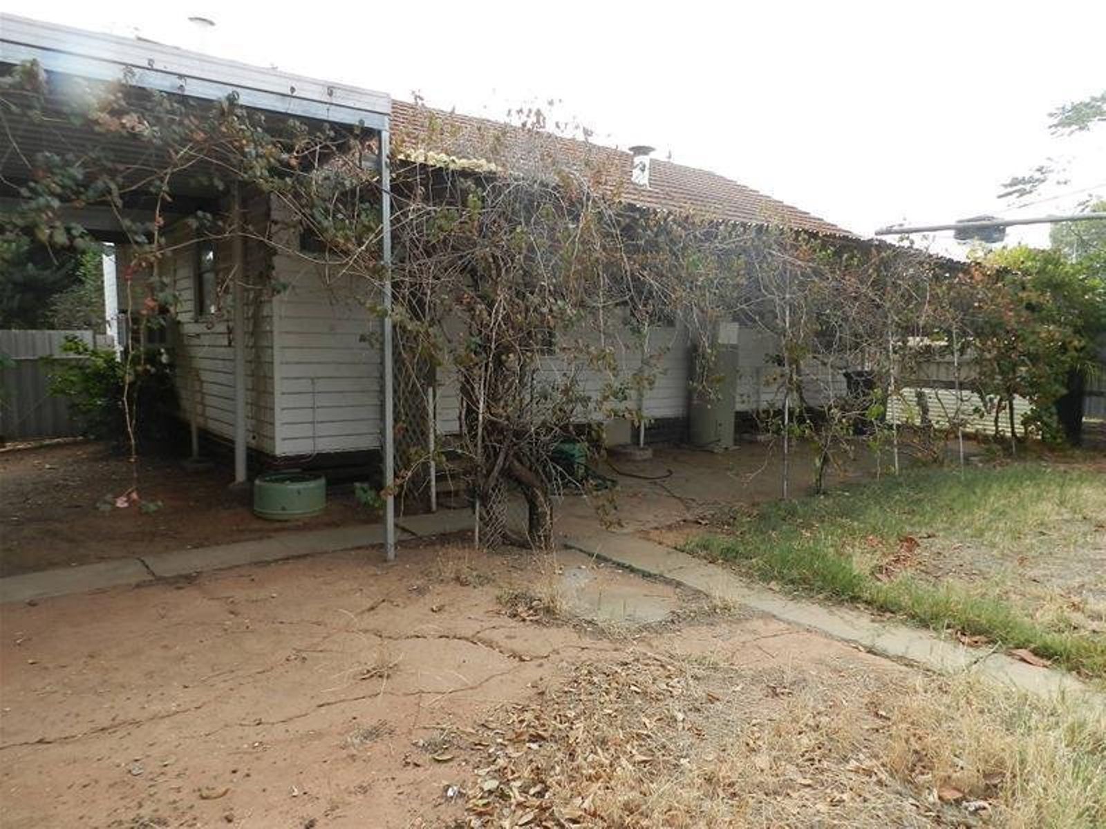 9 Hazeldene Street, Mildura - Thumbnail 8