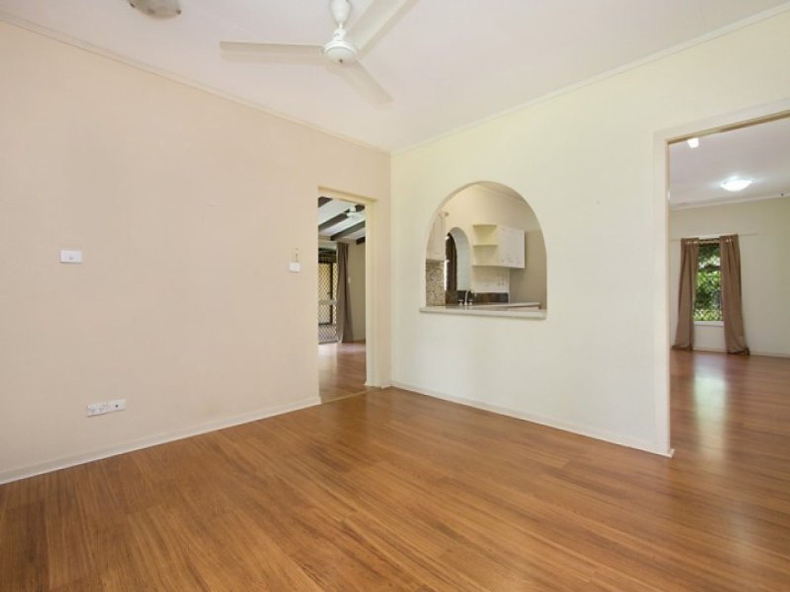 14 Oriole Street, Wulagi NT 0812, Wulagi - Thumbnail 3