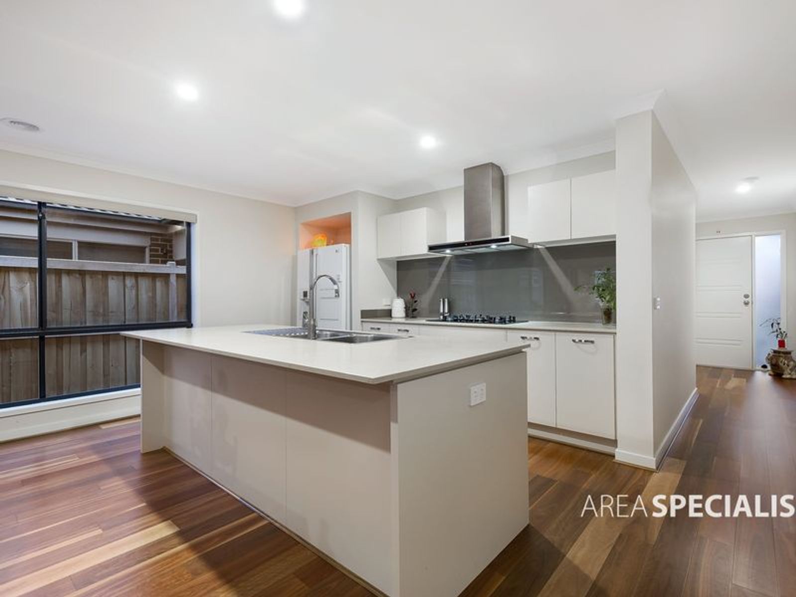 12 Tamborine Street, SOUTH RIPLEY QLD 4306, South Ripley - Thumbnail 4