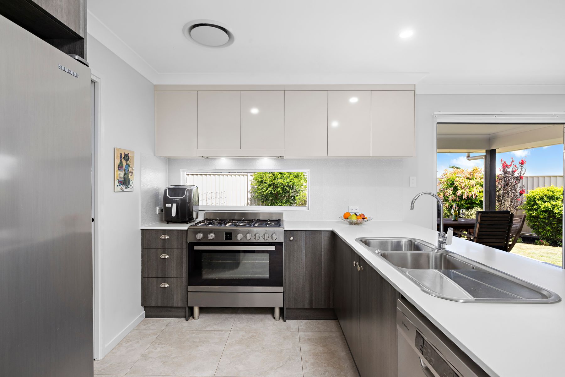 10 Jake Circuit, Redland Bay QLD 4165, Redland Bay - Thumbnail 6