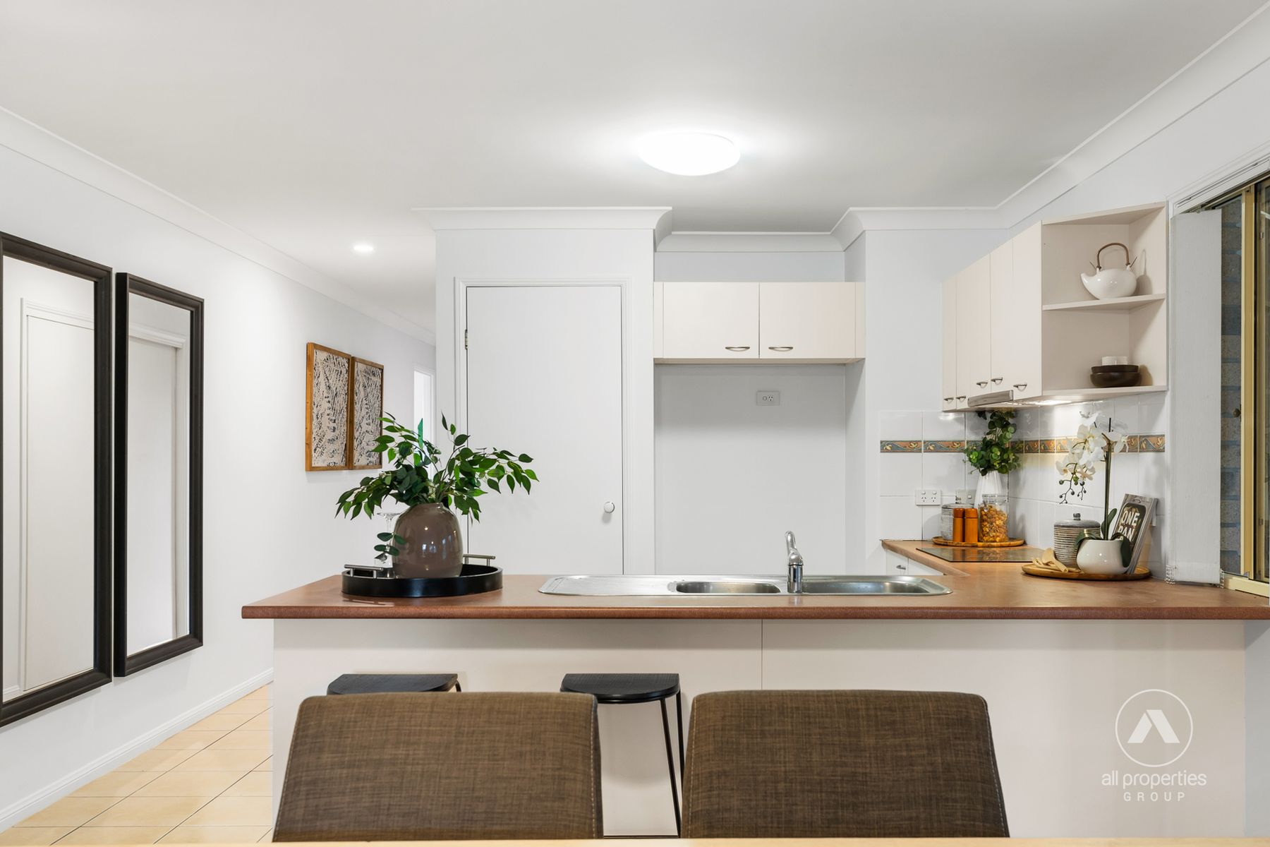 9 Farzana Place, Underwood QLD 4119, Underwood - Thumbnail 4