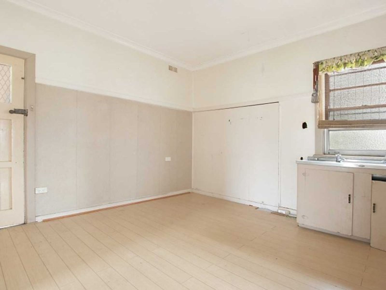 12 Stapleton Avenue, Casino - Thumbnail 5