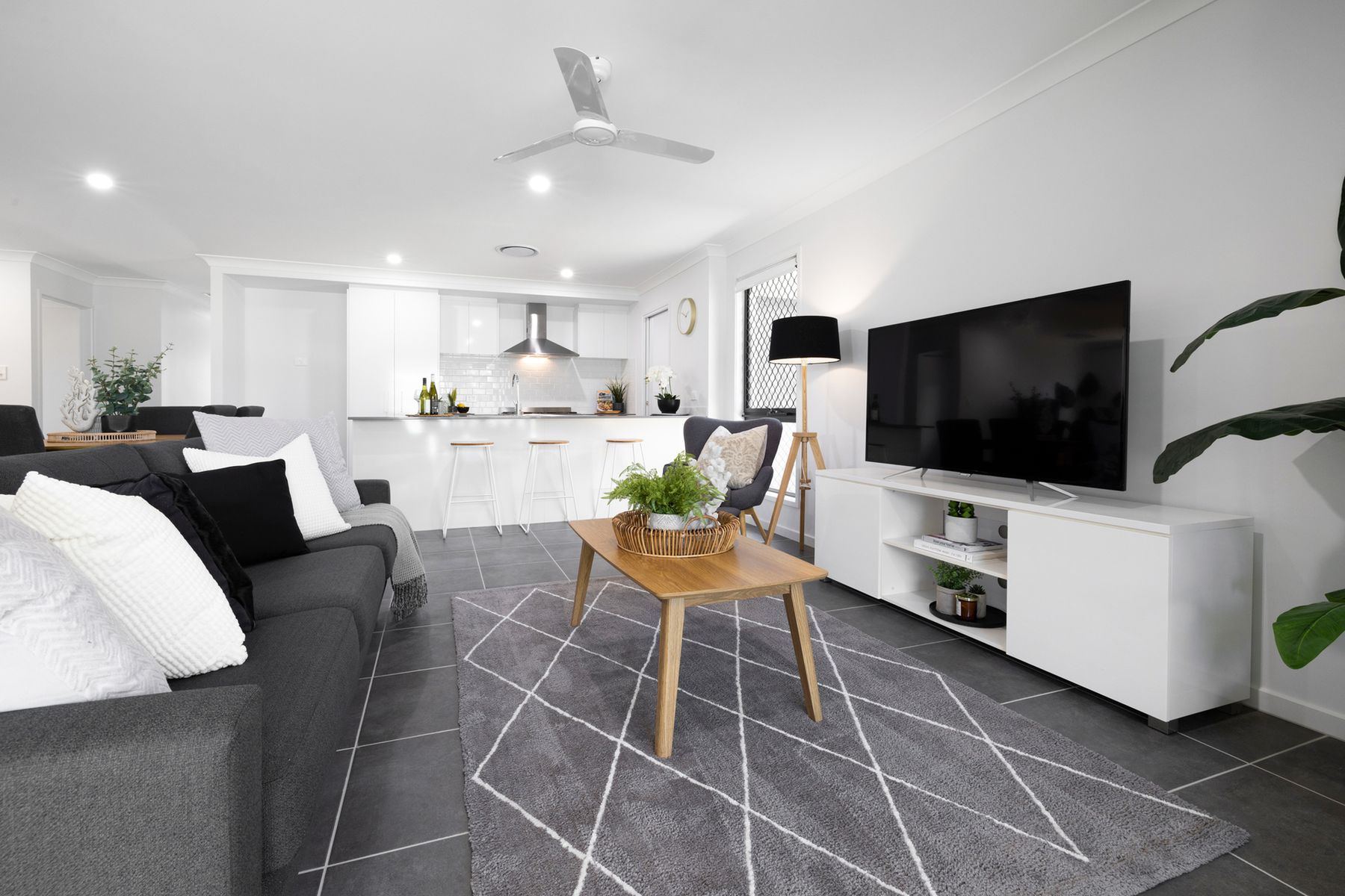 63 Hilltop Circuit, Pallara QLD 4110, Pallara - Thumbnail 5