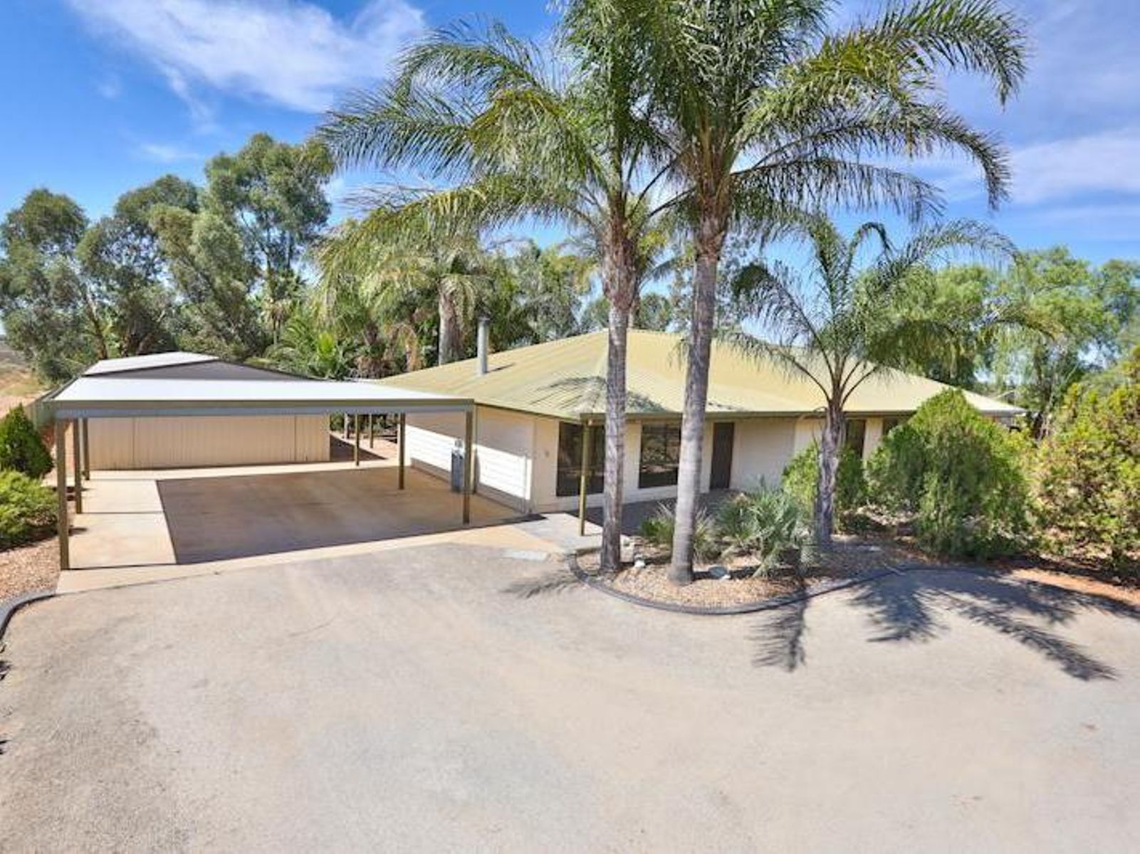 213 Oak Avenue, Mildura - Image 1