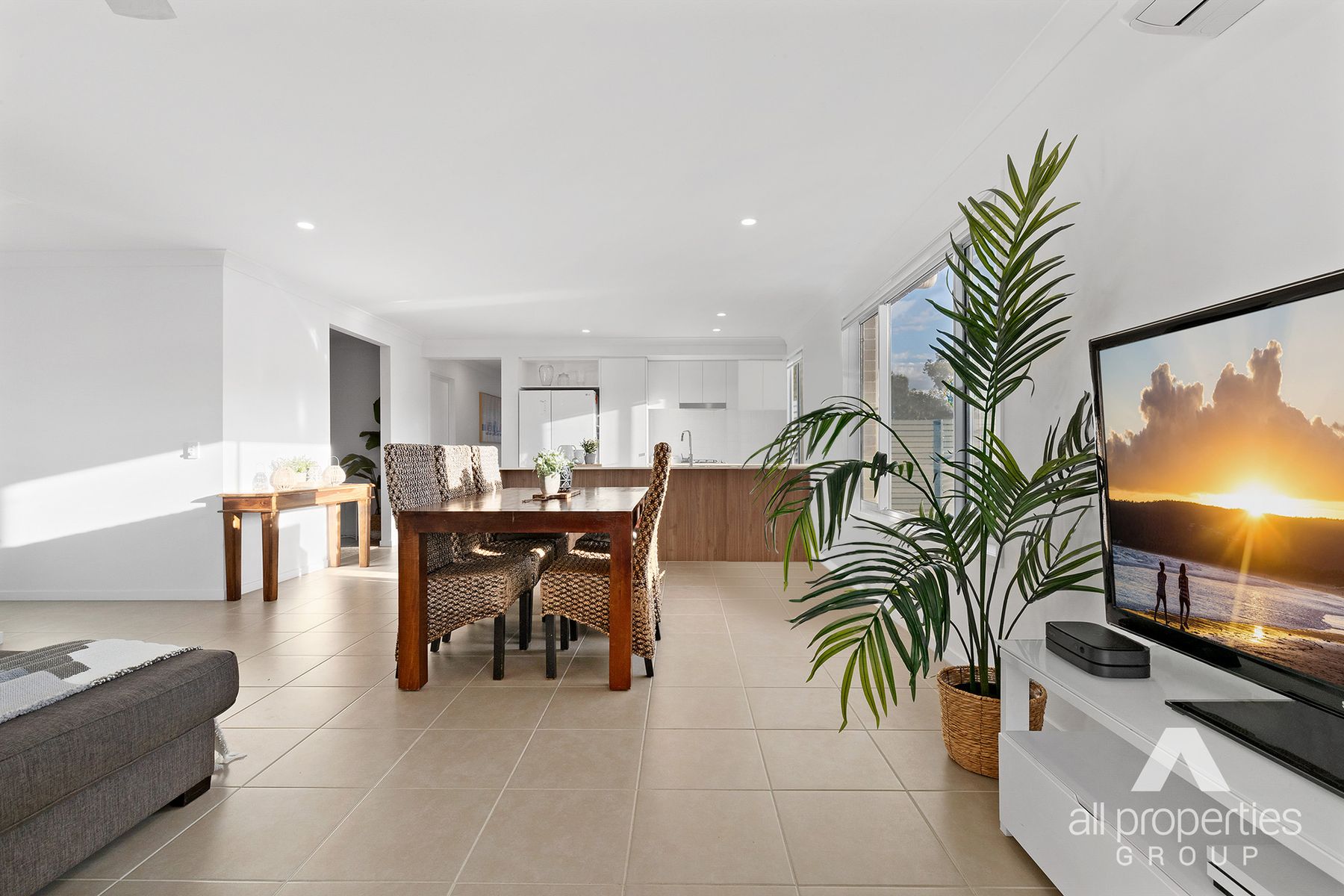 79 Chambers Ridge Boulevard, Park Ridge QLD 4125, Park Ridge - Thumbnail 5