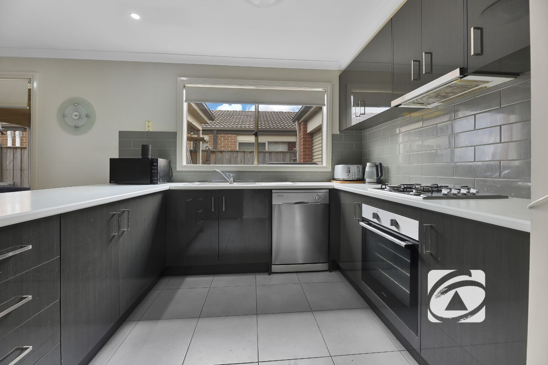15 Goulburn Street, Cranbourne East VIC 3977, Cranbourne East - Thumbnail 8