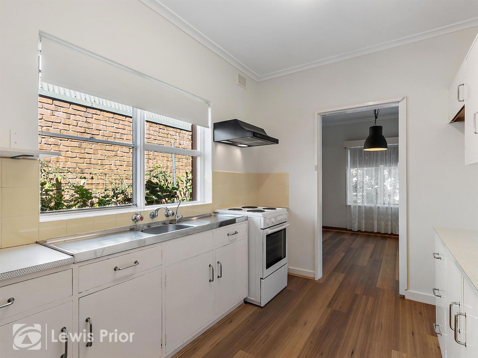 36 Downing Street, Hove SA 5048, Hove - Thumbnail 6