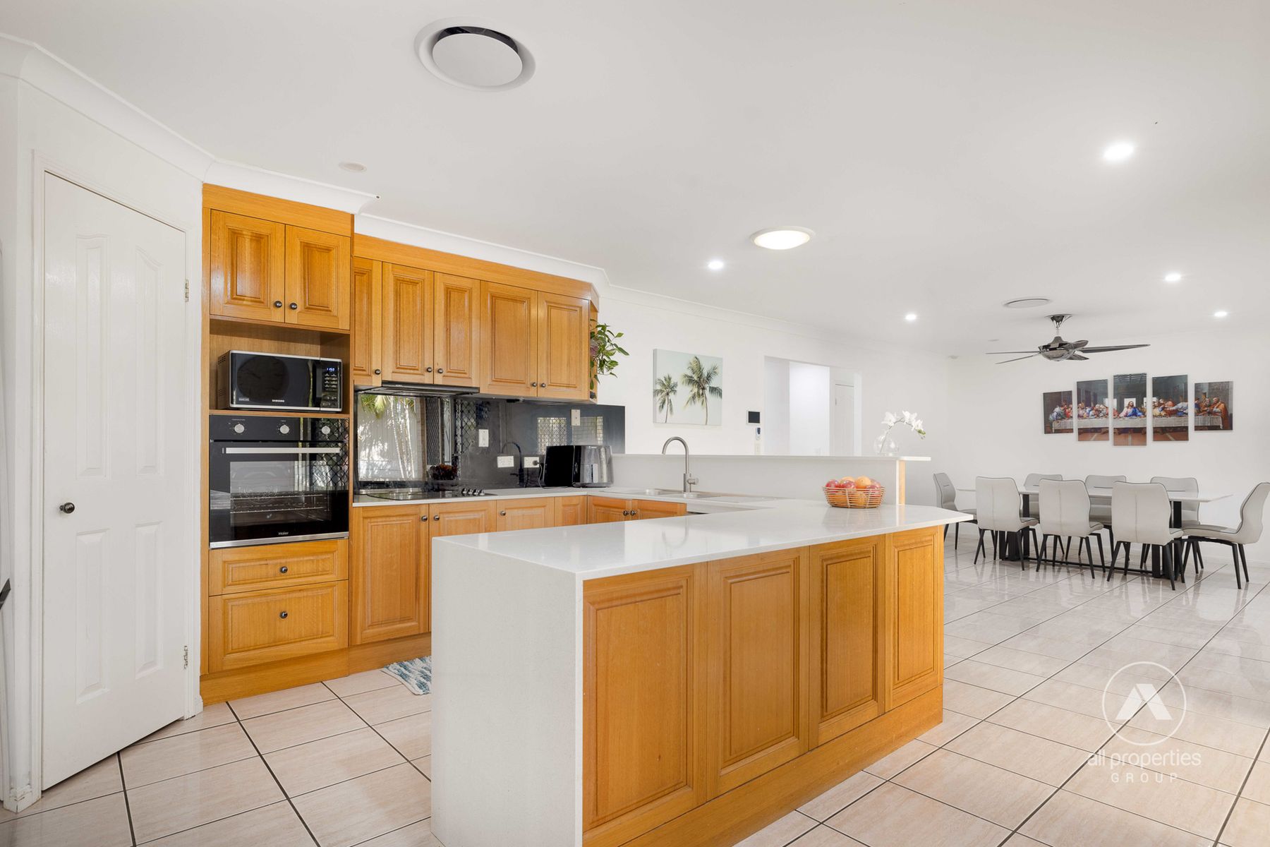 4 Whistler Close, Heritage Park QLD 4118, Heritage Park - Thumbnail 4
