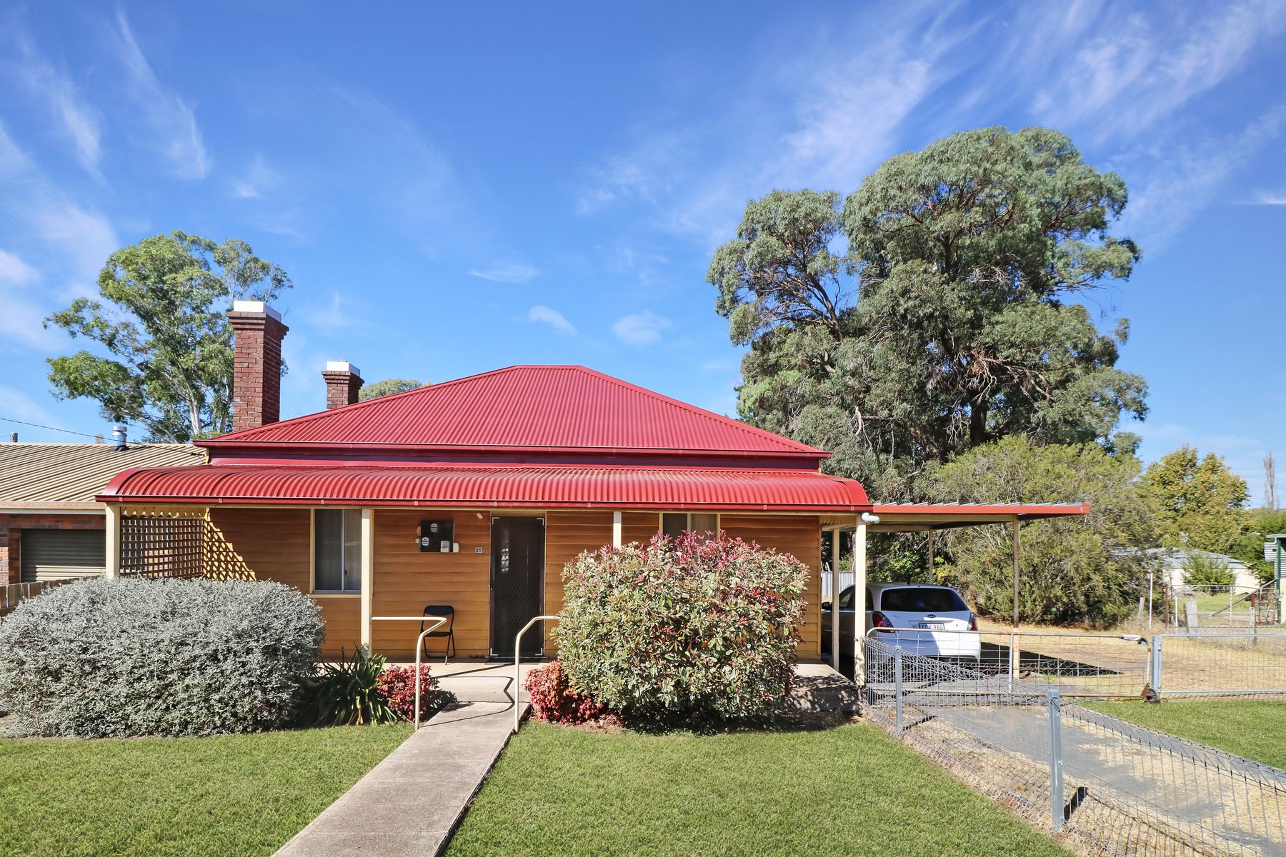 35 Manns Lane, Glen Innes NSW 2370, Glen Innes - Image 1