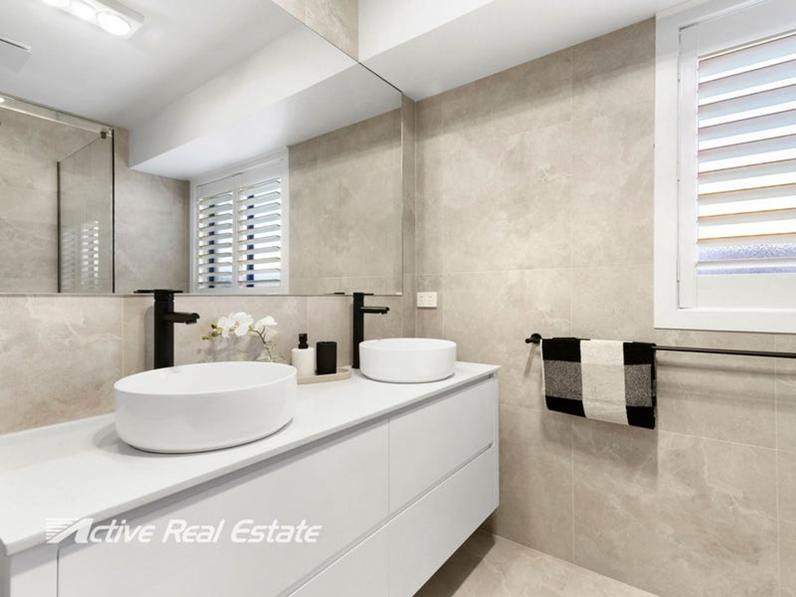 6 Henrietta Place, Mount Martha, VIC 3934, Mount Martha - Thumbnail 3