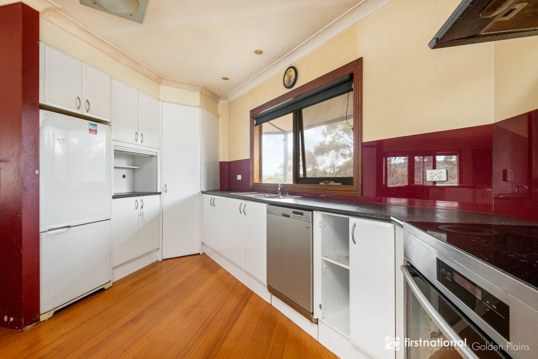 87 South East Road, She Oaks VIC 3331, She Oaks - Thumbnail 5