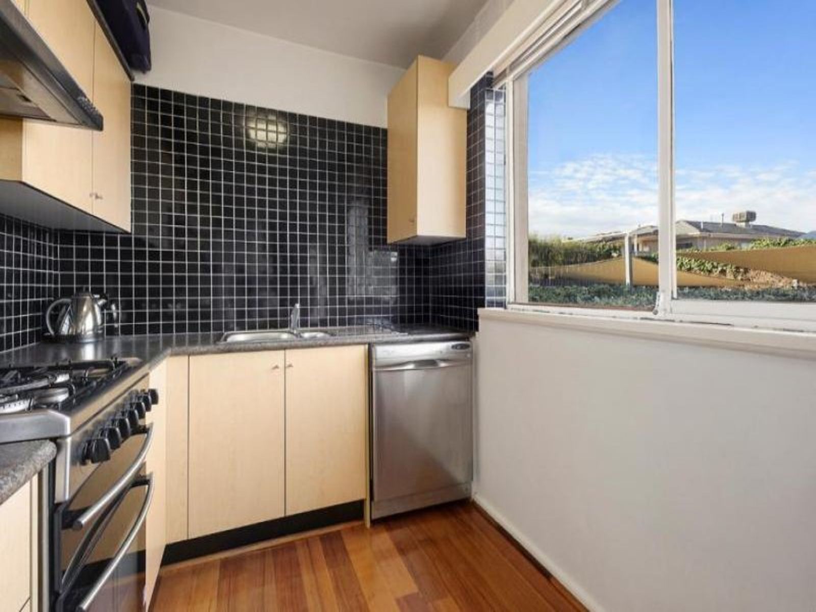 14/56 Nicholson Street, Essendon - Thumbnail 7