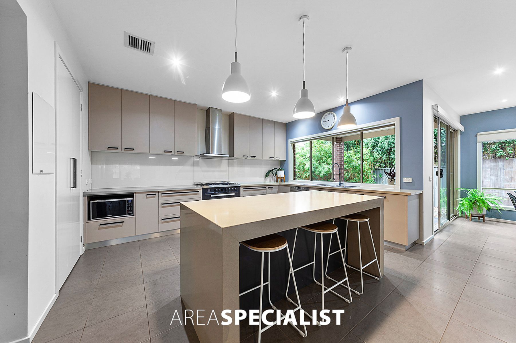 2 Heron Close, Pakenham, VIC 3810, Pakenham - Thumbnail 3