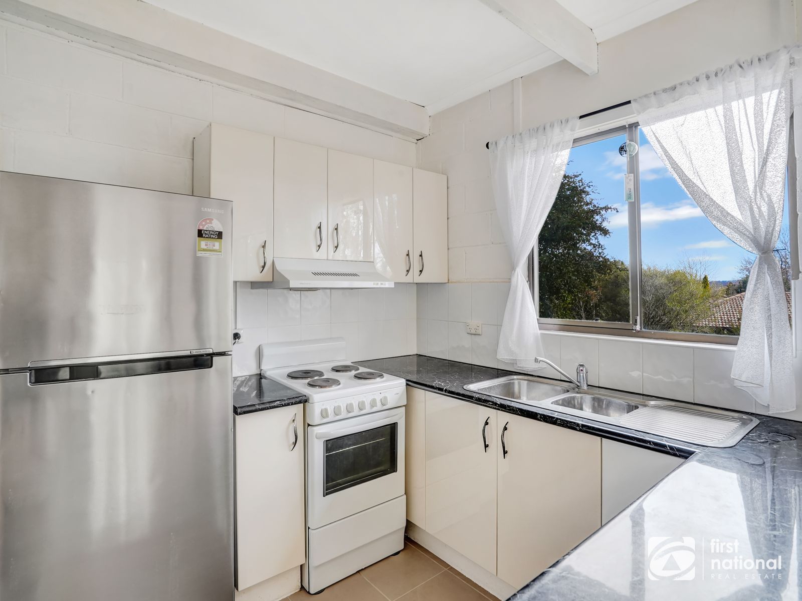 2/18 Nyssa Street, Armidale NSW 2350, Armidale - Thumbnail 4