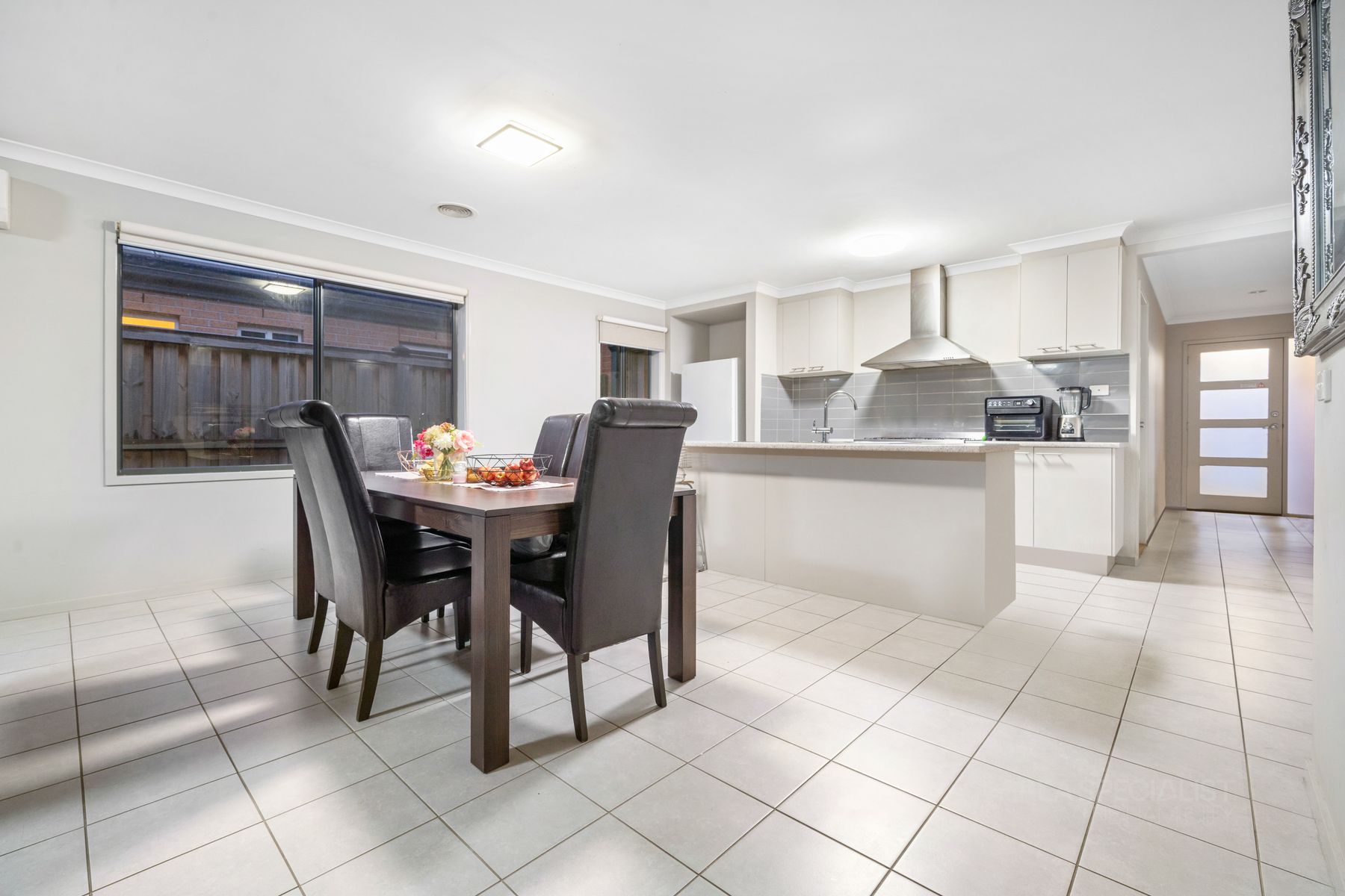 11 Latitude Promenade, Truganina, VIC 3029, Truganina - Thumbnail 8