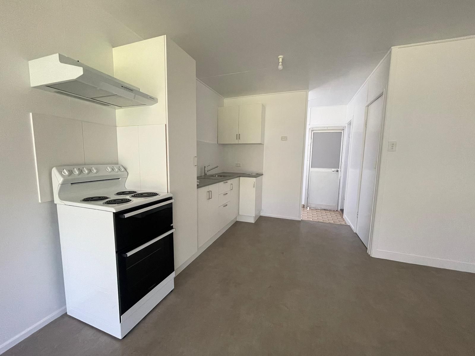 2/14 Owen Jenkins Drive, Sarina Beach QLD 4737, Sarina Beach - Thumbnail 4