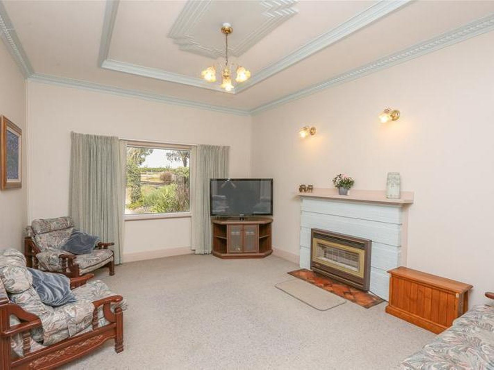 285 Cureton Avenue, Nichols Point - Thumbnail 3