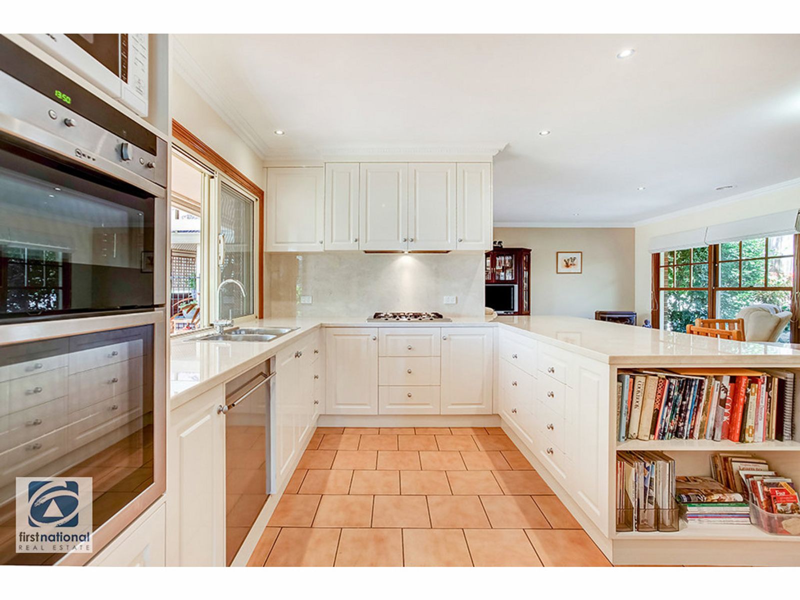 10 Page Place, Warragul, VIC 3820, Warragul - Thumbnail 7