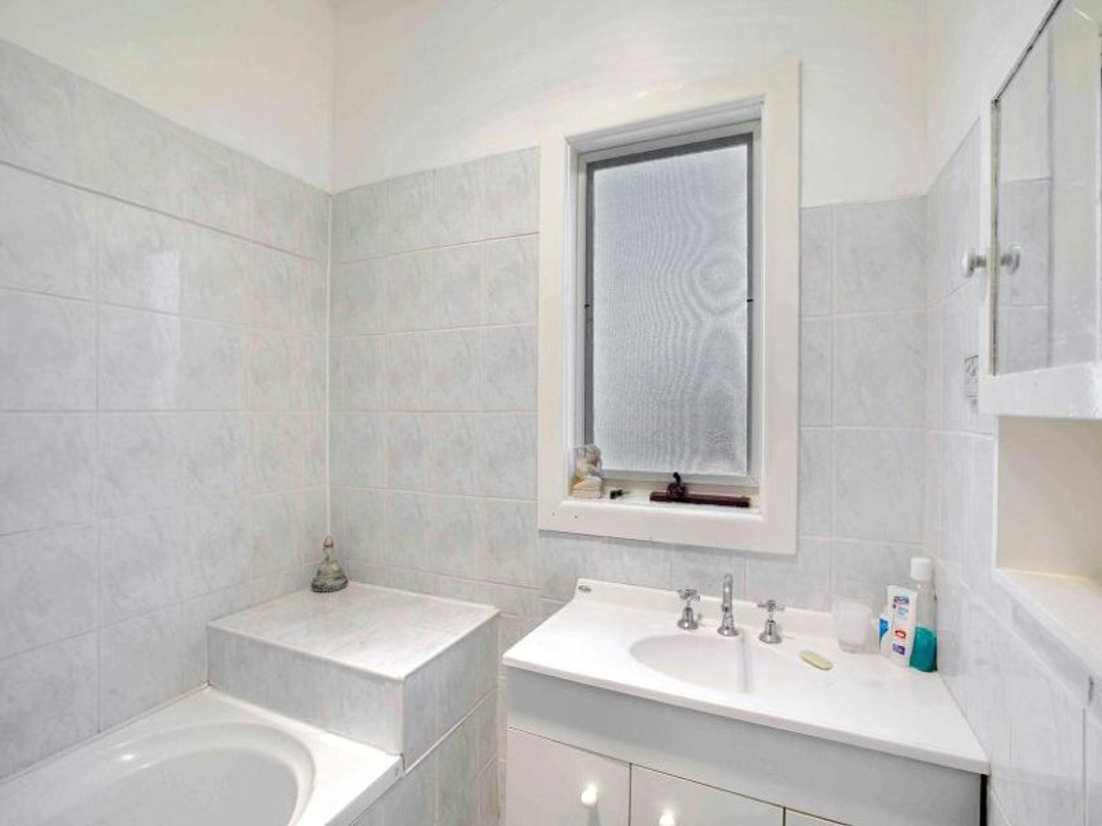 8 Raymond Road, Seaford, VIC 3198, Seaford - Thumbnail 5