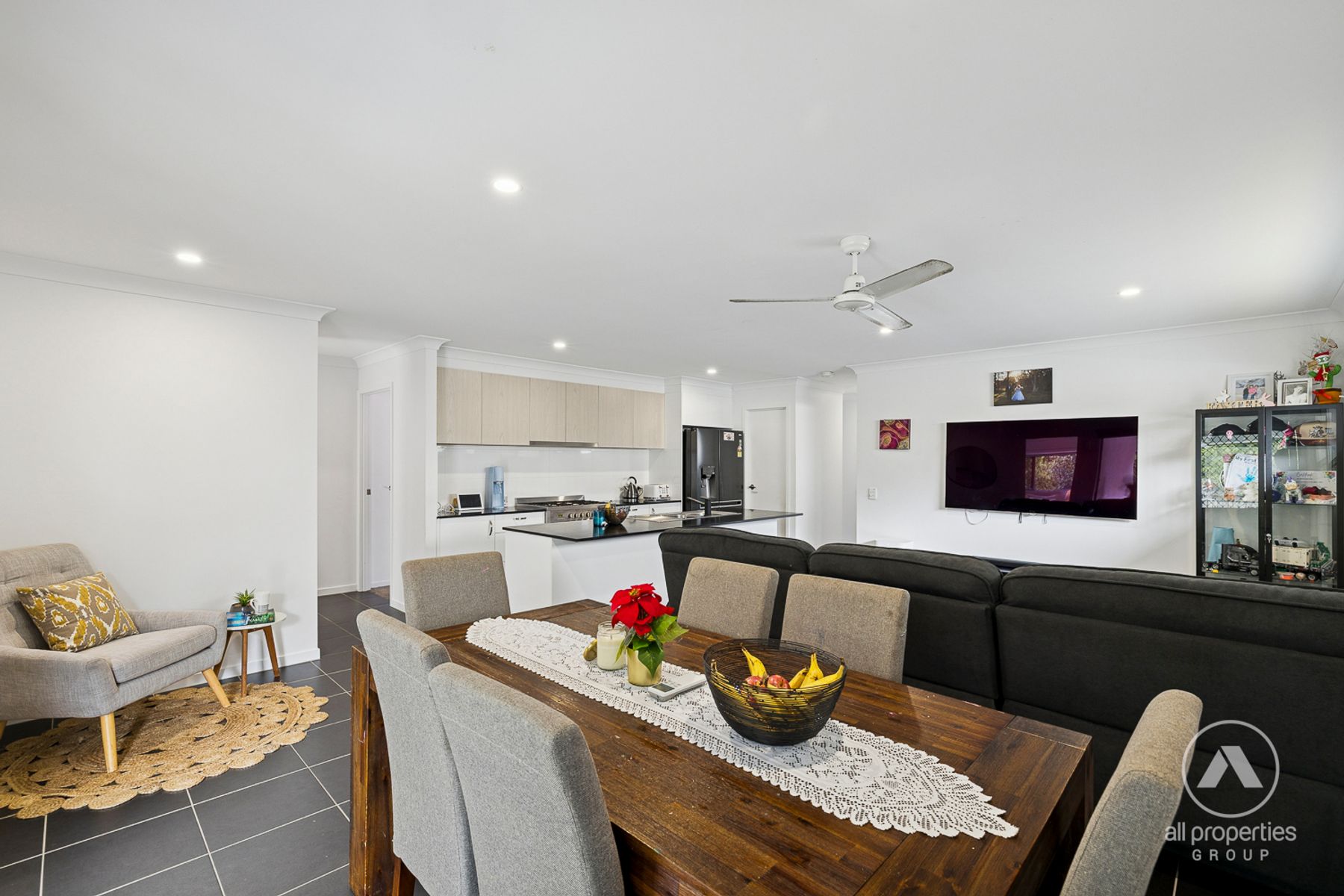 63 MACADAMIA CIRCUIT, Park Ridge QLD 4125, Park Ridge - Thumbnail 7
