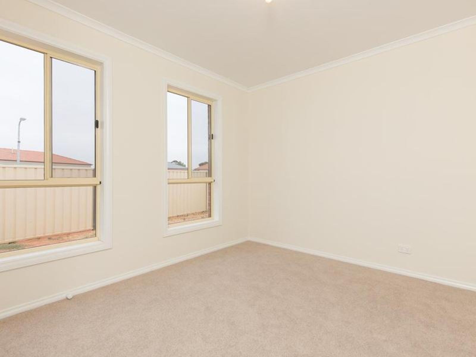 21 Chardonnay Drive, Mildura - Thumbnail 8