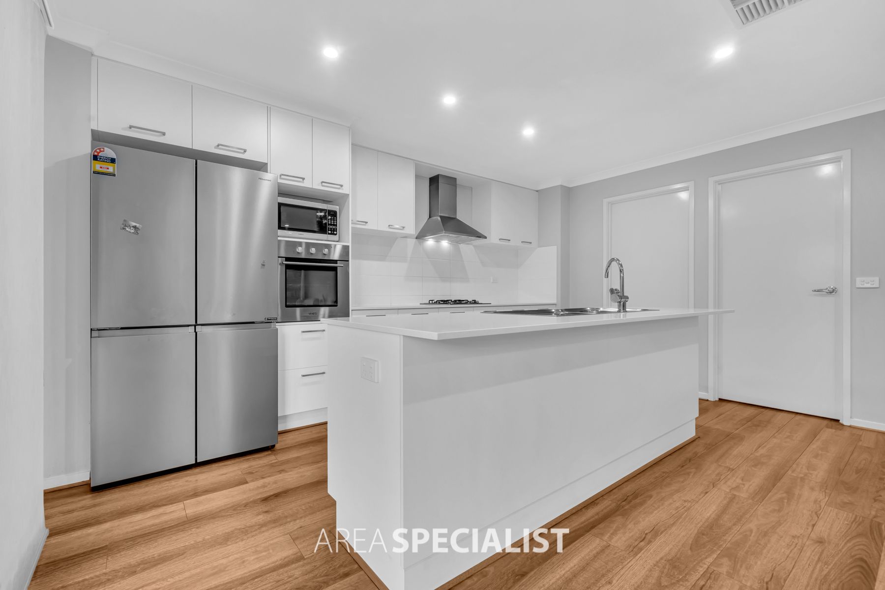 14 Shulze Drive, Clyde North, VIC 3978, Clyde North - Thumbnail 5