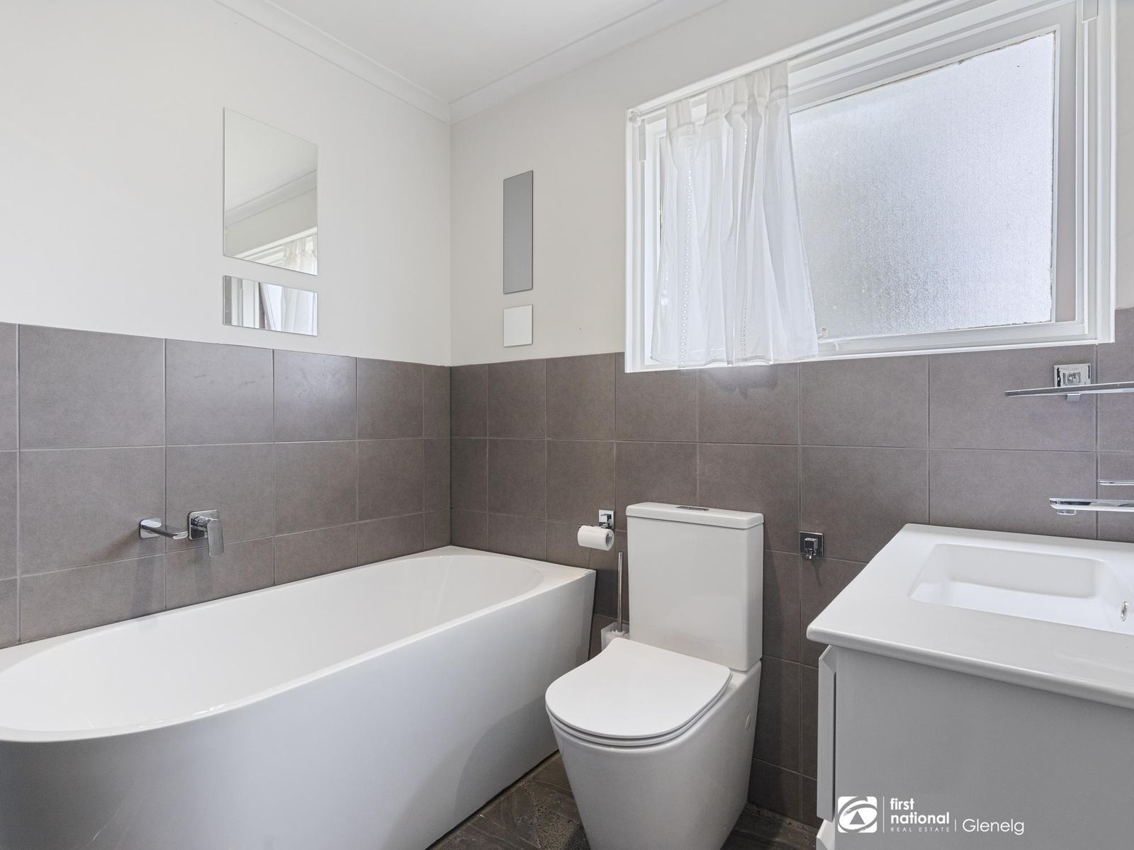 17 Conington Crescent, Morphett Vale SA 5162, Morphett Vale - Thumbnail 8