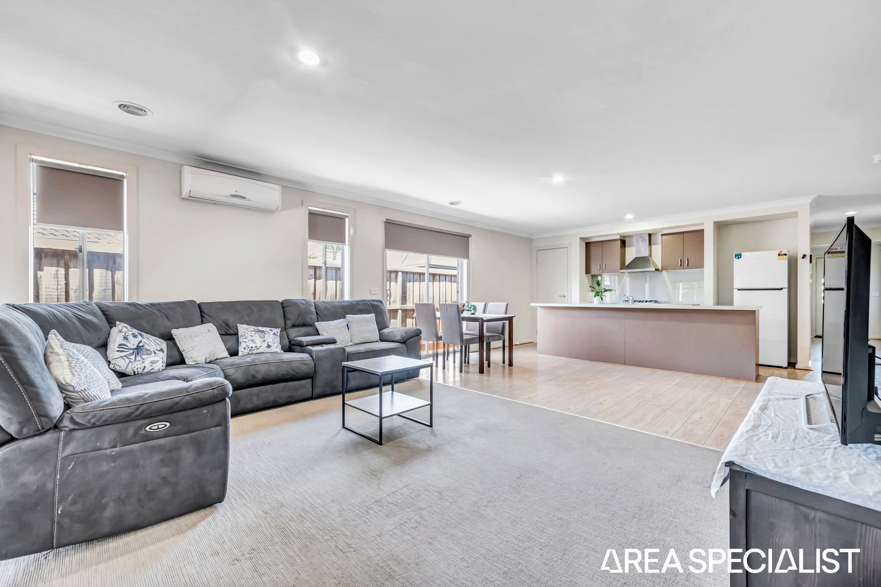 6 Sherford Way, Melton South, VIC 3338, Melton South - Thumbnail 8