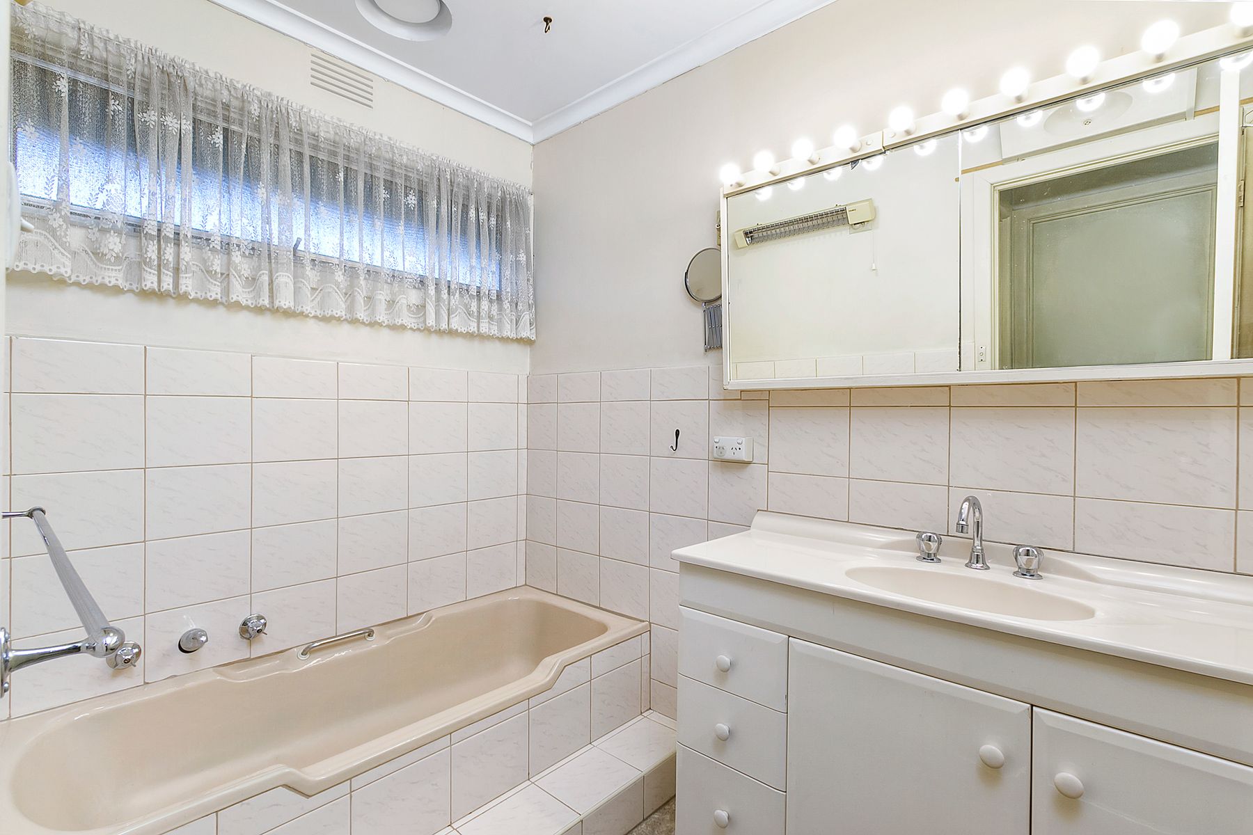 22 Glen Park Road, Bayswater North - Thumbnail 7