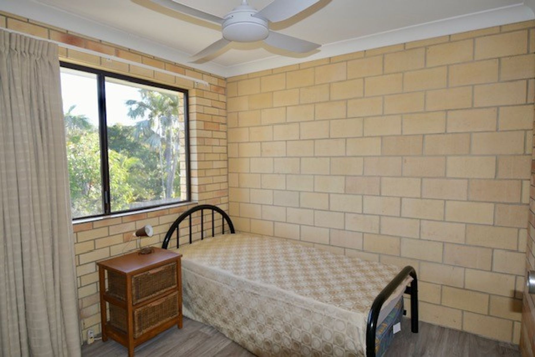 2/85 Mackerel Street, Woodgate QLD 4660, Woodgate - Thumbnail 6