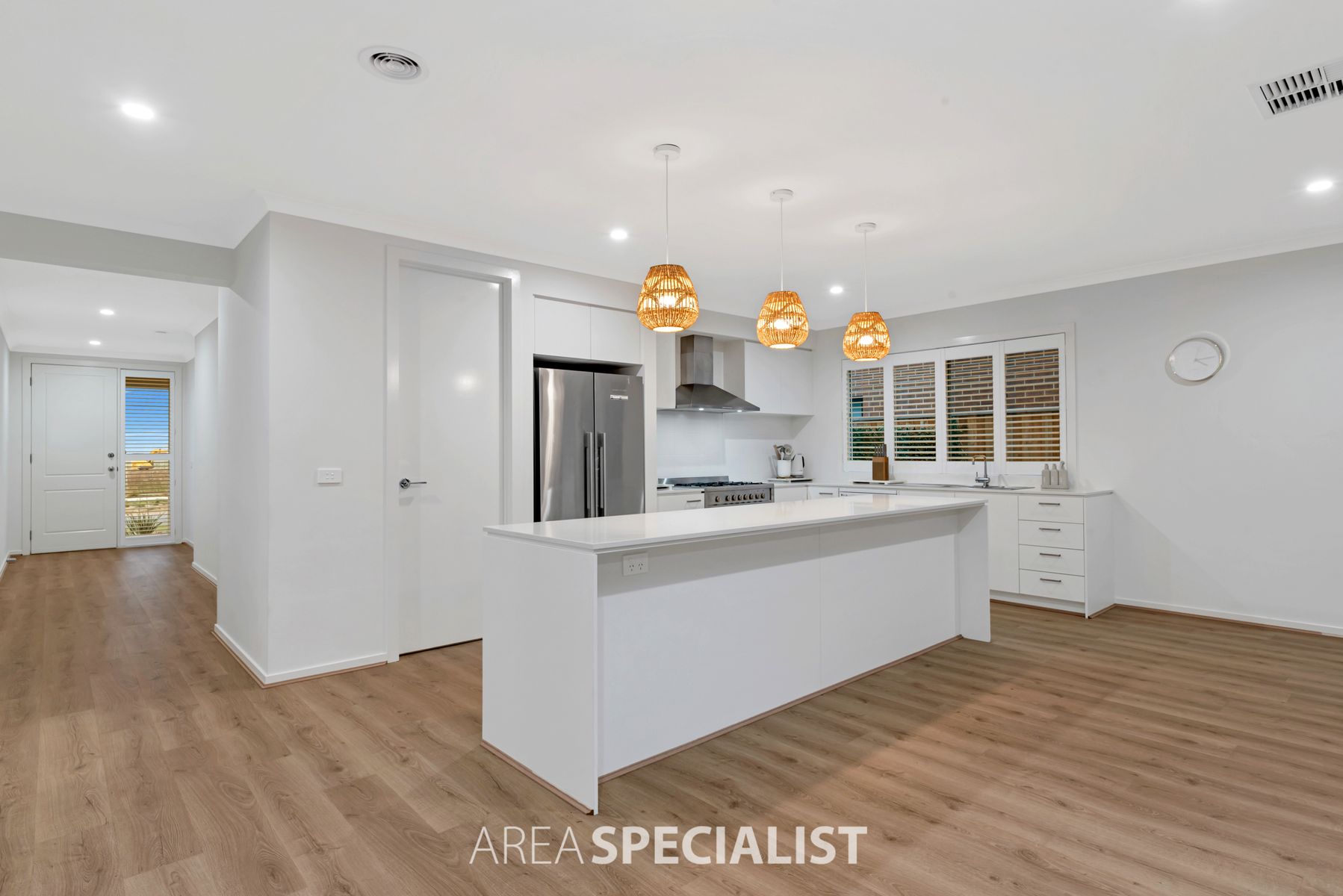 17 Burnbank Parade, Clyde North, VIC 3978, Clyde North - Thumbnail 5