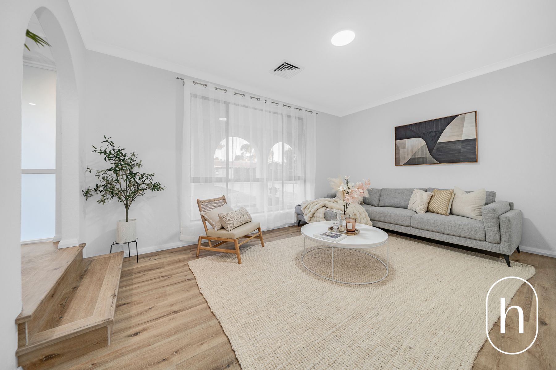 47 Grebe St, Stirling LR Logo 13