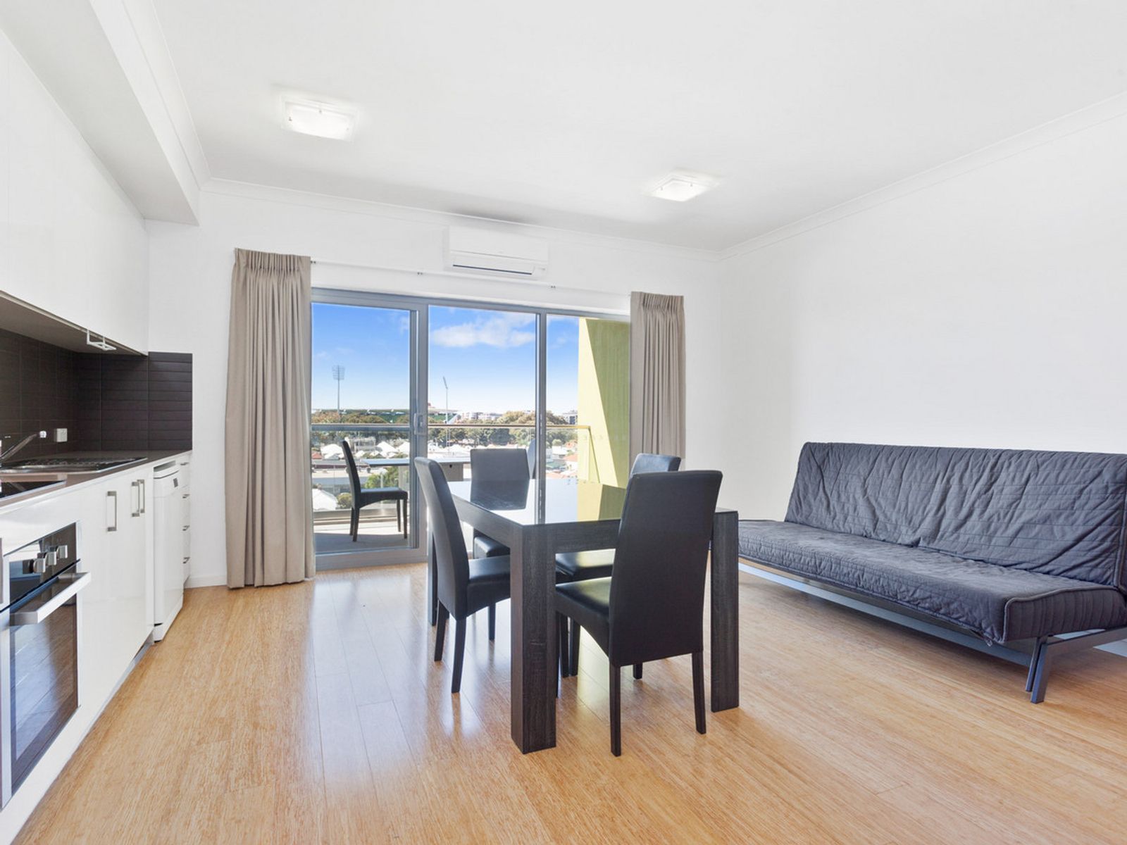 38/33 Newcastle Street, Perth WA 6000, Perth - Thumbnail 8