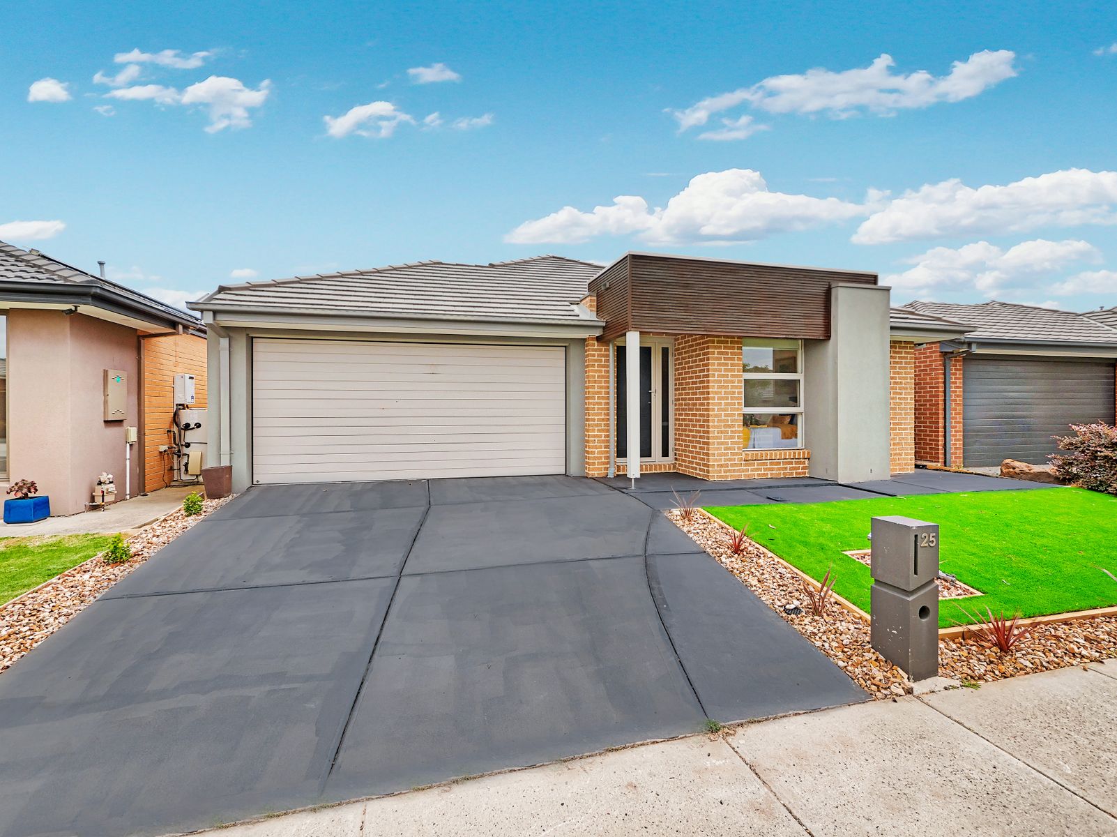25 Avonbury Circuit, Cranbourne West, VIC 3977, Cranbourne West - Thumbnail 2