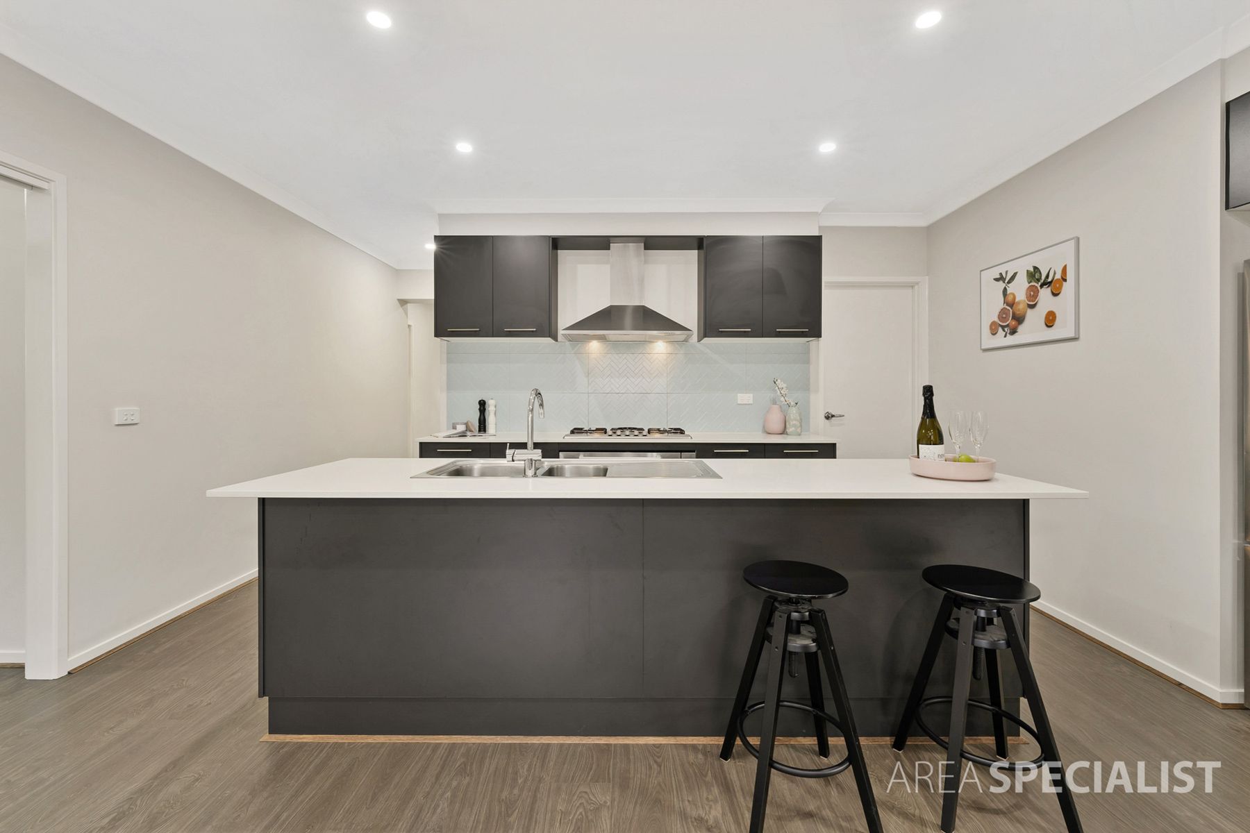 23 Langshan Road, Clyde North, VIC 3978, Clyde North - Thumbnail 4